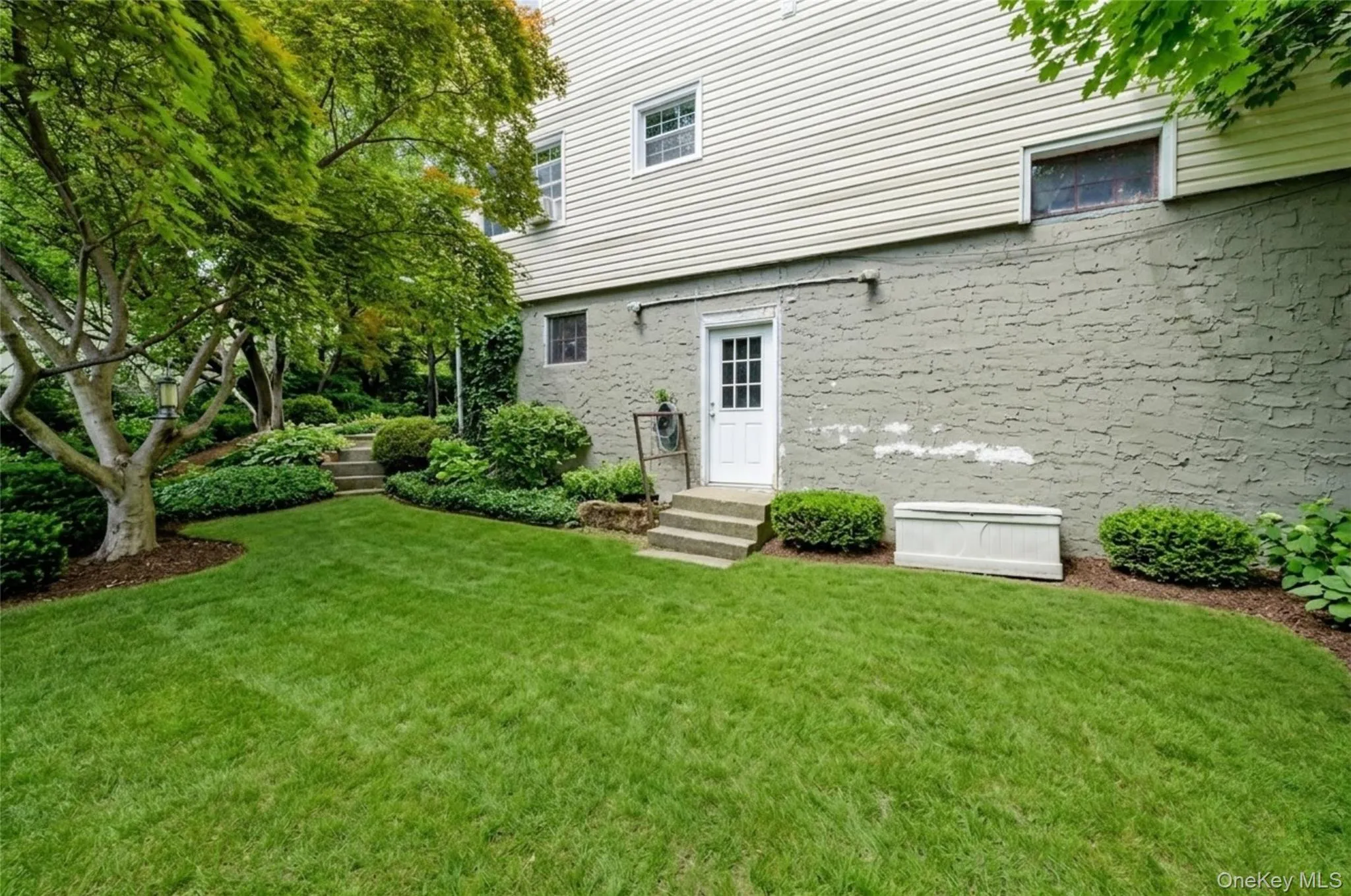 342 Roberts Avenue, Yonkers, NY, 4 Bedrooms Bedrooms, 10 Rooms Rooms,2 BathroomsBathrooms,Residential,For Rent,Roberts,0,1007224 342 Roberts Avenue, Yonkers, NY, 4 Bedrooms Bedrooms, 10 Rooms Rooms,2 BathroomsBathrooms,Residential,For Rent,Roberts,0,1007224