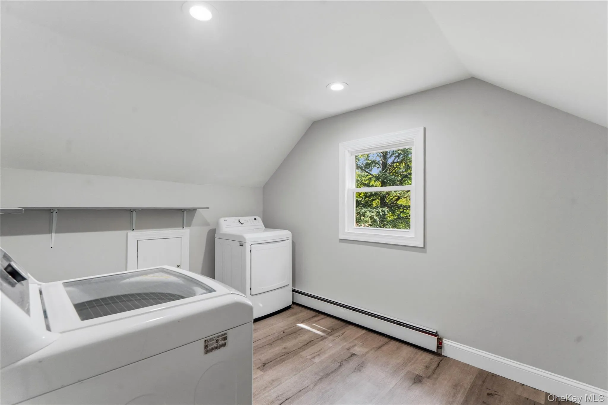 26 Halfcircle Drive, Brookhaven, NY, 5 Bedrooms Bedrooms, 10 Rooms Rooms,2 BathroomsBathrooms,Residential,For Rent,Halfcircle,0,1007226 26 Halfcircle Drive, Brookhaven, NY, 5 Bedrooms Bedrooms, 10 Rooms Rooms,2 BathroomsBathrooms,Residential,For Rent,Halfcircle,0,1007226