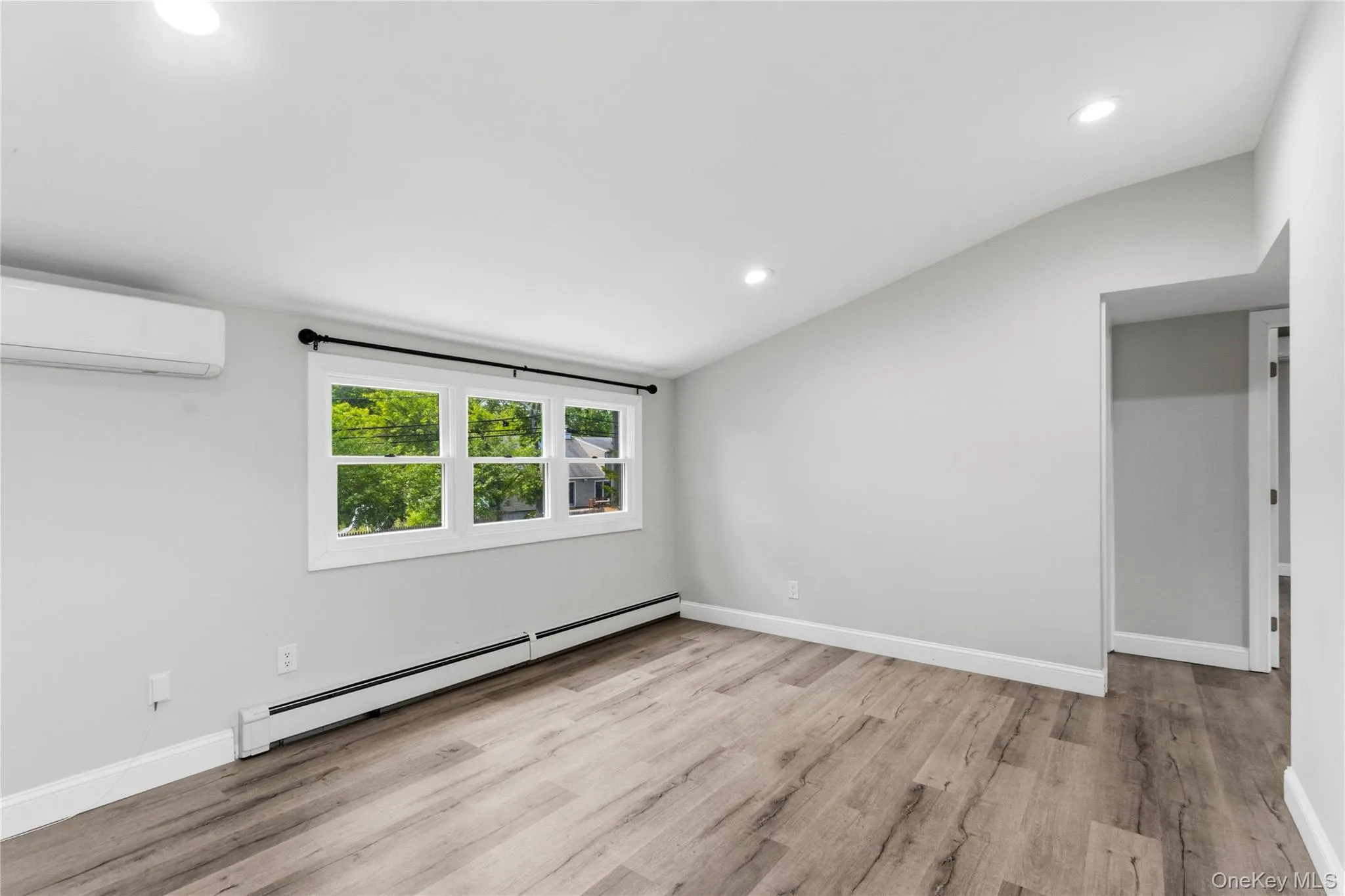 26 Halfcircle Drive, Brookhaven, NY, 5 Bedrooms Bedrooms, 10 Rooms Rooms,2 BathroomsBathrooms,Residential,For Rent,Halfcircle,0,1007226 26 Halfcircle Drive, Brookhaven, NY, 5 Bedrooms Bedrooms, 10 Rooms Rooms,2 BathroomsBathrooms,Residential,For Rent,Halfcircle,0,1007226