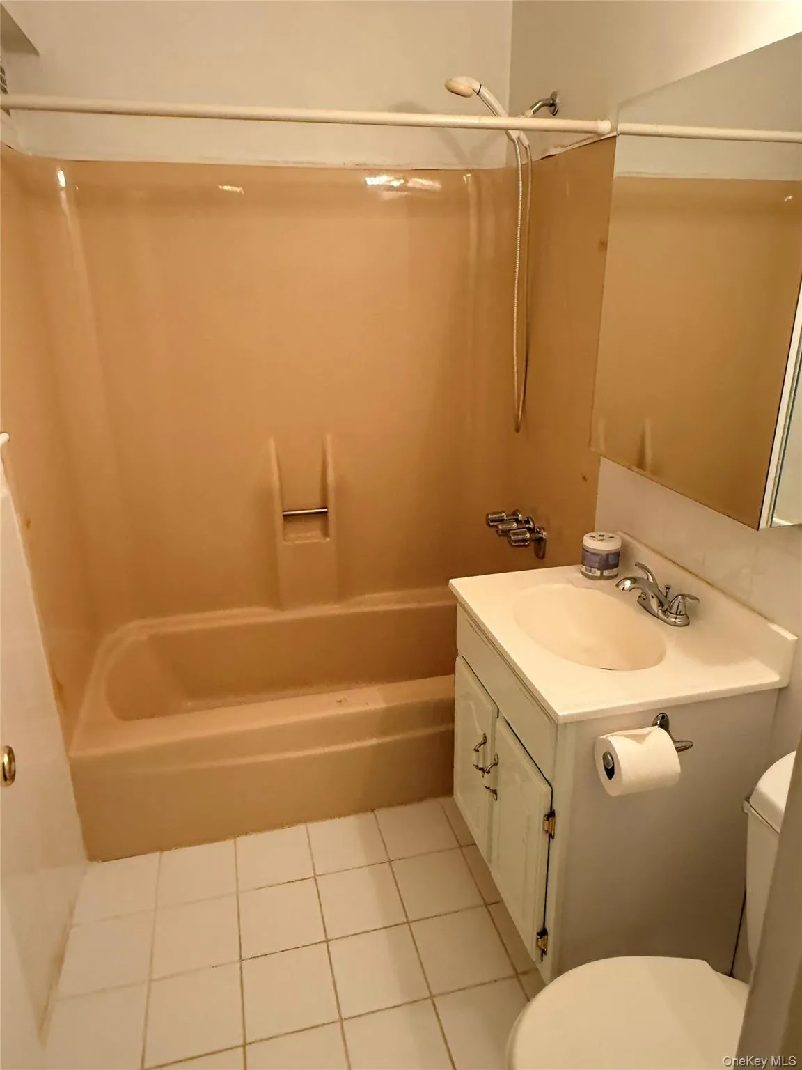 25 Stewart Place, Mount Kisco, NY, 1 Bedroom Bedrooms, 3 Rooms Rooms,1 BathroomBathrooms,Residential,For Rent,Stewart,0,1007227 25 Stewart Place, Mount Kisco, NY, 1 Bedroom Bedrooms, 3 Rooms Rooms,1 BathroomBathrooms,Residential,For Rent,Stewart,0,1007227