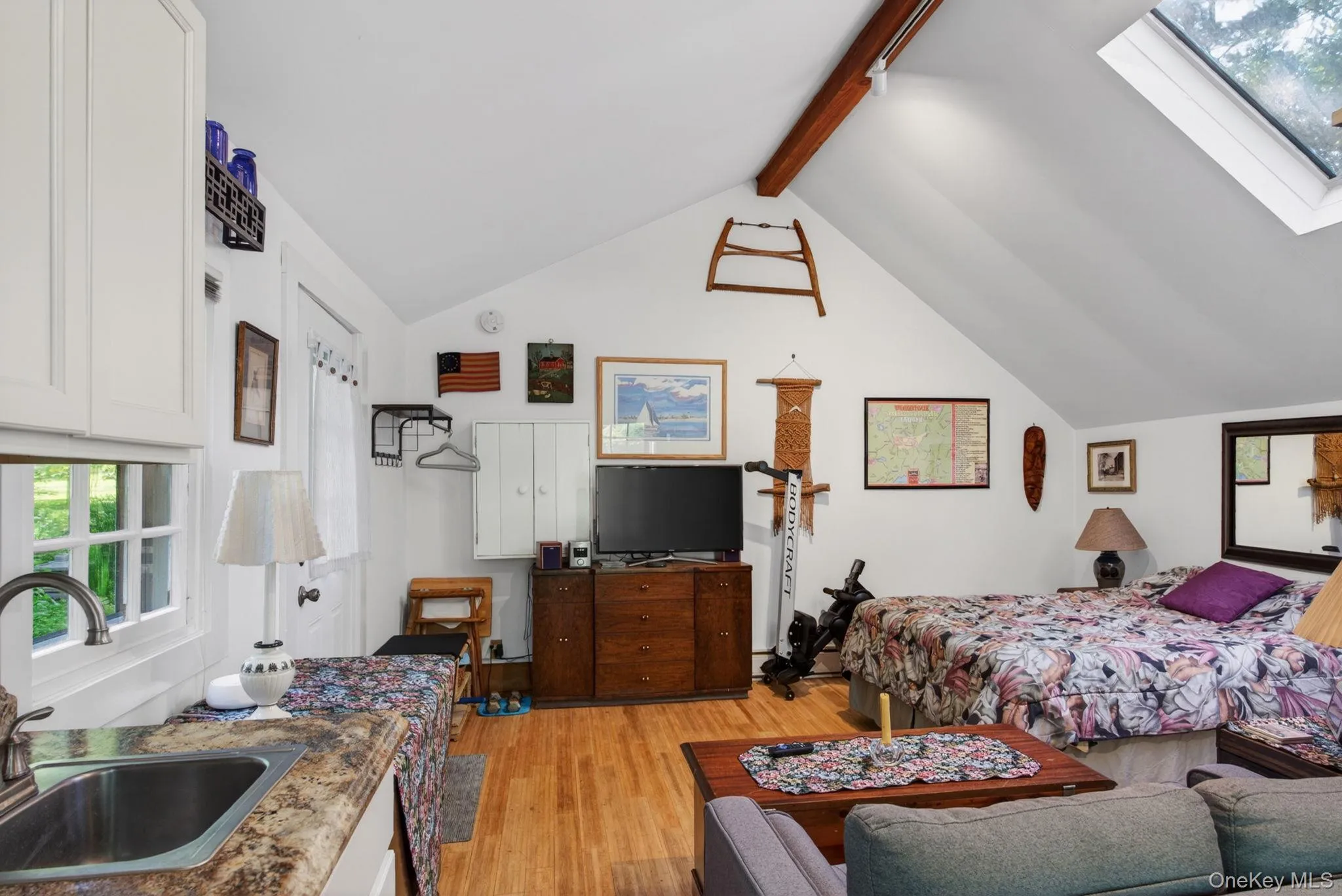 18 Playhouse Lane, Woodstock, NY, 2 Bedrooms Bedrooms, 5 Rooms Rooms,1 BathroomBathrooms,Residential,For Rent,Playhouse,0,1007228 18 Playhouse Lane, Woodstock, NY, 2 Bedrooms Bedrooms, 5 Rooms Rooms,1 BathroomBathrooms,Residential,For Rent,Playhouse,0,1007228