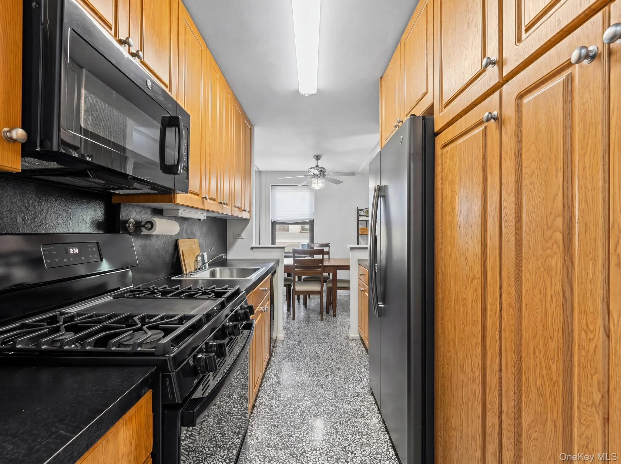85-10 151 Avenue, New York, NY, 3 Bedrooms Bedrooms, 6 Rooms Rooms,2 BathroomsBathrooms,Residential,For Rent,151,0,1007233 85-10 151 Avenue, New York, NY, 3 Bedrooms Bedrooms, 6 Rooms Rooms,2 BathroomsBathrooms,Residential,For Rent,151,0,1007233