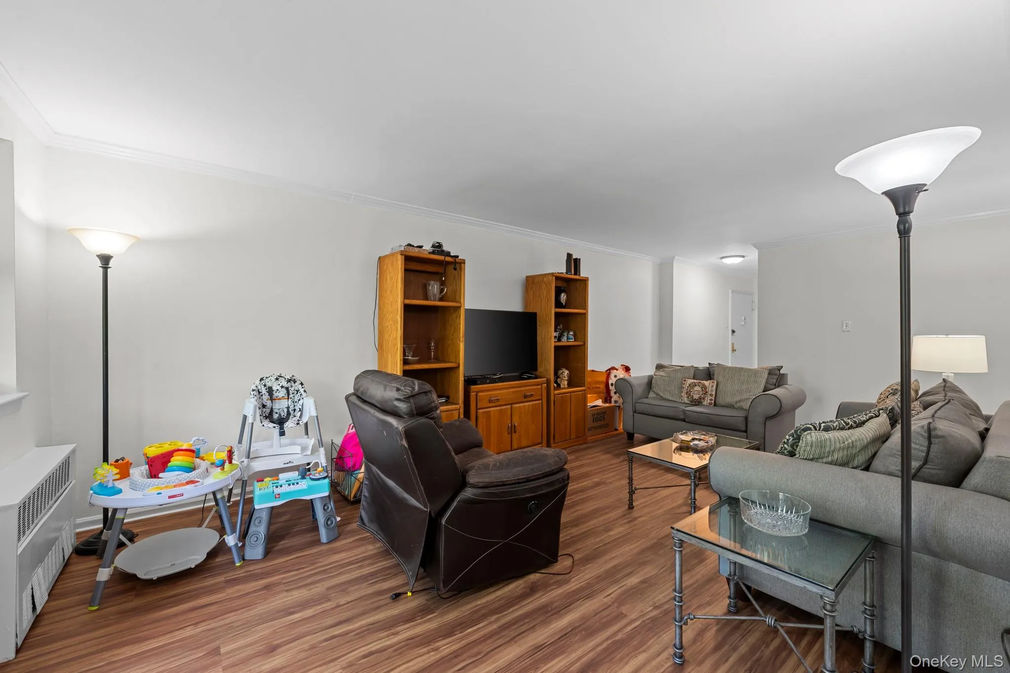 85-10 151 Avenue, New York, NY, 3 Bedrooms Bedrooms, 6 Rooms Rooms,2 BathroomsBathrooms,Residential,For Rent,151,0,1007233 85-10 151 Avenue, New York, NY, 3 Bedrooms Bedrooms, 6 Rooms Rooms,2 BathroomsBathrooms,Residential,For Rent,151,0,1007233