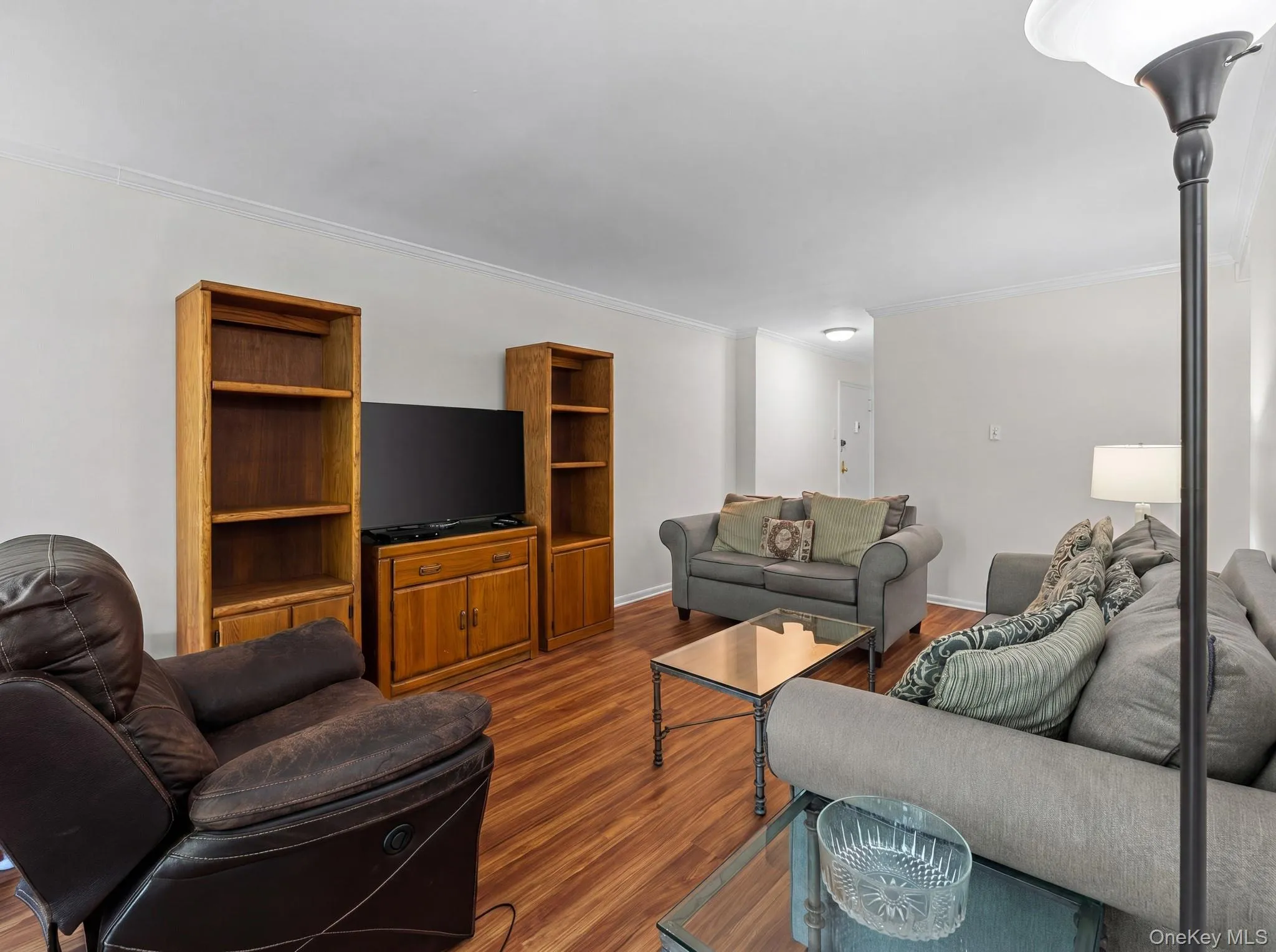 85-10 151 Avenue, New York, NY, 3 Bedrooms Bedrooms, 6 Rooms Rooms,2 BathroomsBathrooms,Residential,For Rent,151,0,1007233 85-10 151 Avenue, New York, NY, 3 Bedrooms Bedrooms, 6 Rooms Rooms,2 BathroomsBathrooms,Residential,For Rent,151,0,1007233