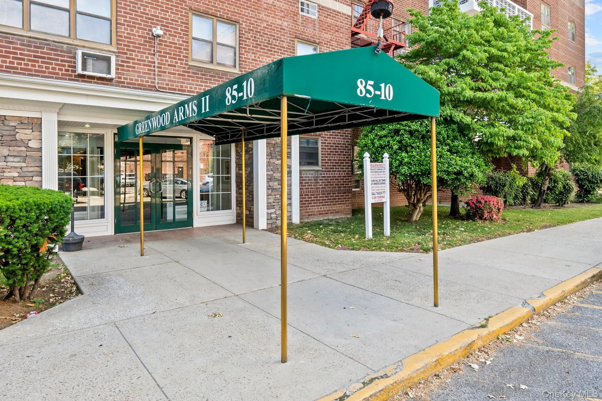85-10 151 Avenue, New York, NY, 3 Bedrooms Bedrooms, 6 Rooms Rooms,2 BathroomsBathrooms,Residential,For Rent,151,0,1007233 85-10 151 Avenue, New York, NY, 3 Bedrooms Bedrooms, 6 Rooms Rooms,2 BathroomsBathrooms,Residential,For Rent,151,0,1007233