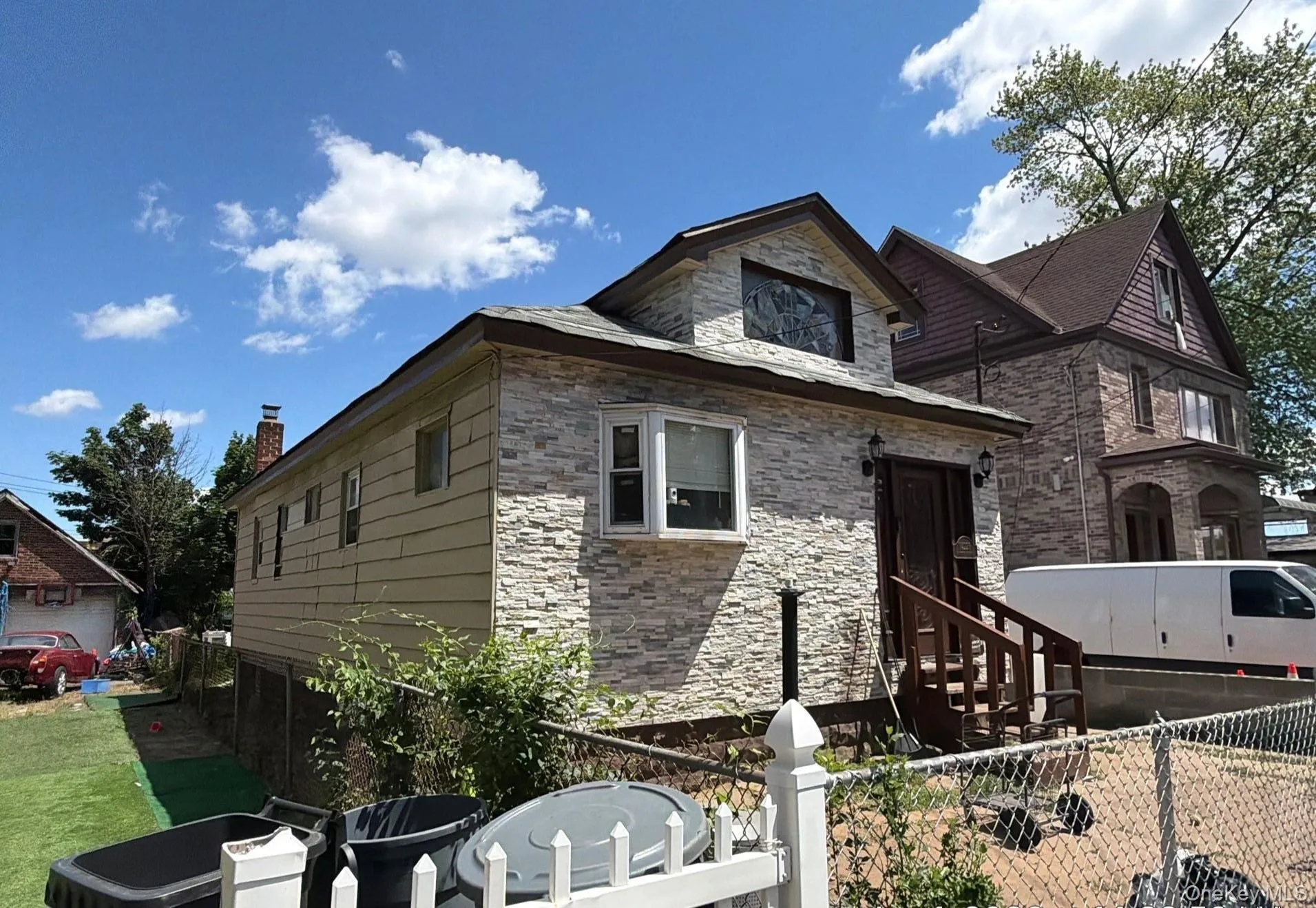 142-25 Bascom Avenue, New York, NY, 3 Bedrooms Bedrooms, 6 Rooms Rooms,1 BathroomBathrooms,Residential,For Rent,Bascom,0,1007234 142-25 Bascom Avenue, New York, NY, 3 Bedrooms Bedrooms, 6 Rooms Rooms,1 BathroomBathrooms,Residential,For Rent,Bascom,0,1007234
