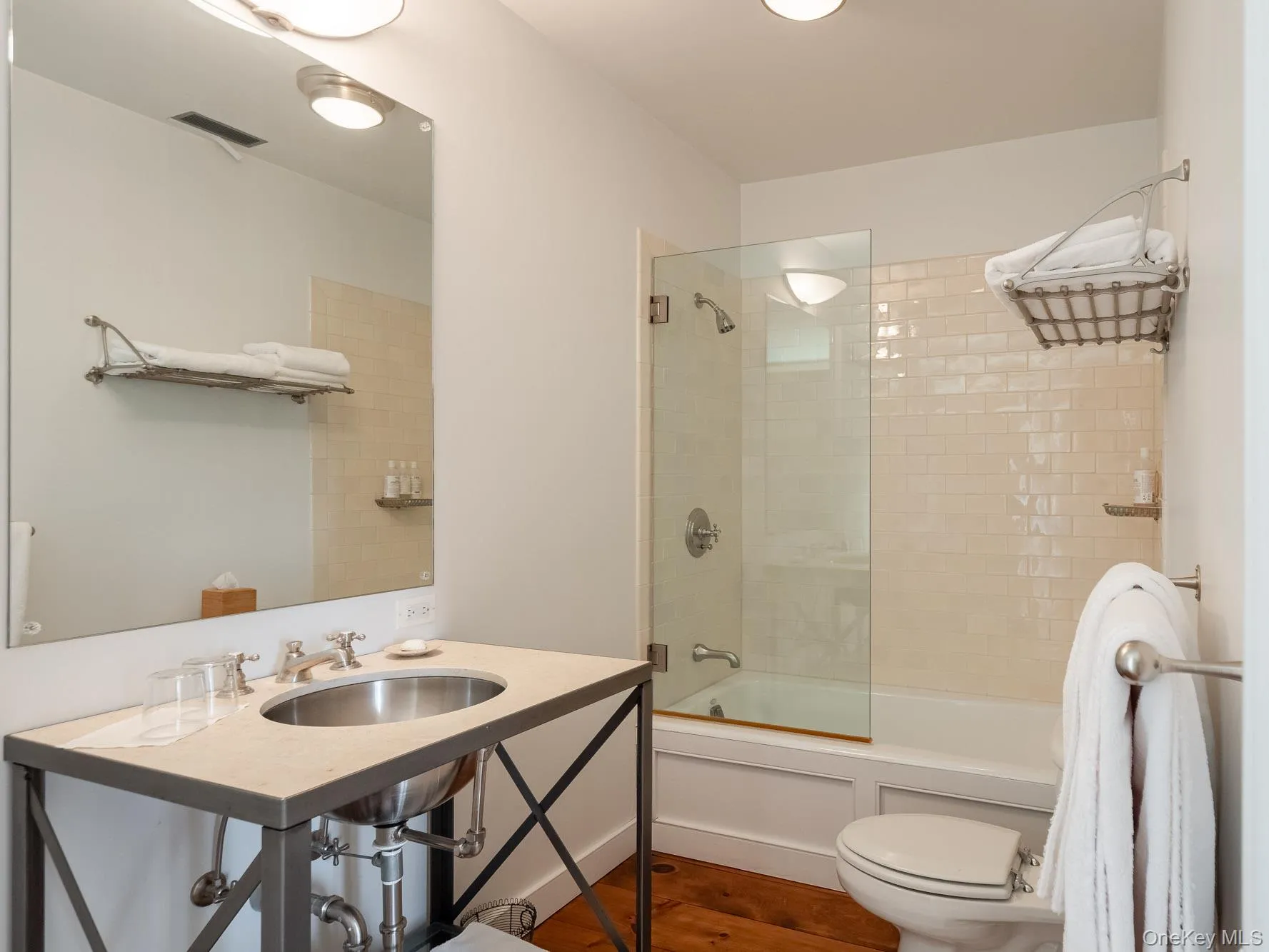 129 Meadow Lane, Washington, NY, 5 Bedrooms Bedrooms, 8 Rooms Rooms,6 BathroomsBathrooms,Residential,For Rent,Meadow,0,1007235 129 Meadow Lane, Washington, NY, 5 Bedrooms Bedrooms, 8 Rooms Rooms,6 BathroomsBathrooms,Residential,For Rent,Meadow,0,1007235