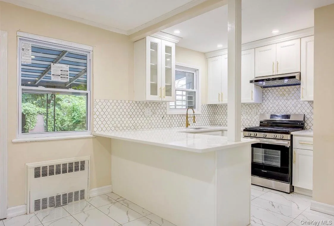 164-38 76th Road, New York, NY, 3 Bedrooms Bedrooms, 6 Rooms Rooms,2 BathroomsBathrooms,Residential Lease,For Rent,76th,0,1007237 164-38 76th Road, New York, NY, 3 Bedrooms Bedrooms, 6 Rooms Rooms,2 BathroomsBathrooms,Residential Lease,For Rent,76th,0,1007237