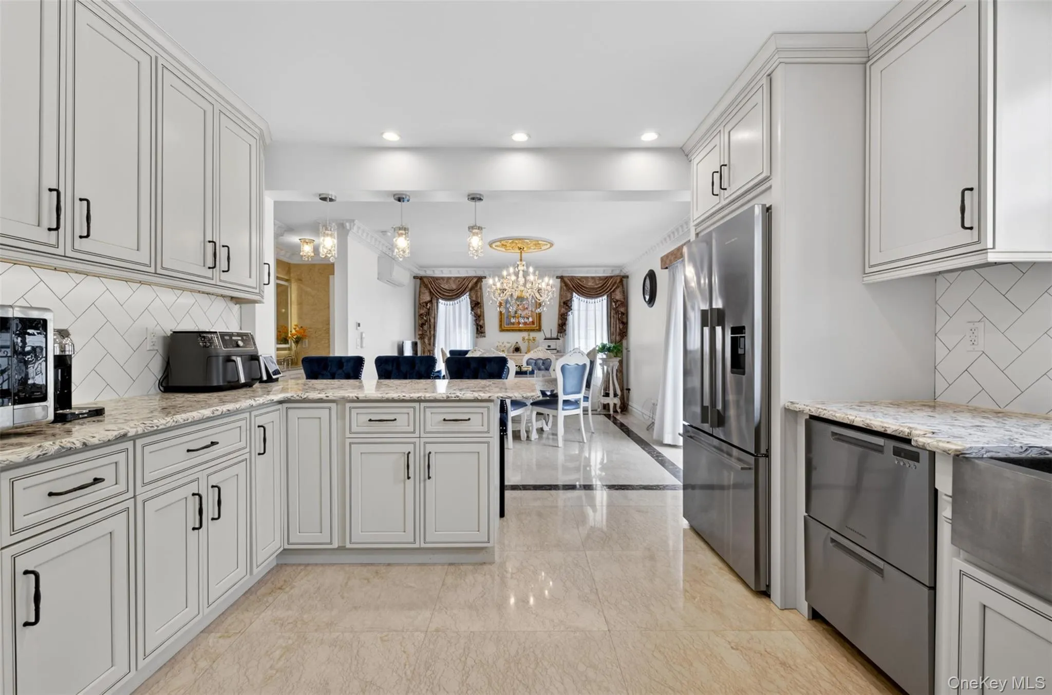 2374 207th Street, New York, NY, 4 Bedrooms Bedrooms, 10 Rooms Rooms,3 BathroomsBathrooms,Residential,For Rent,207th,0,1007238 2374 207th Street, New York, NY, 4 Bedrooms Bedrooms, 10 Rooms Rooms,3 BathroomsBathrooms,Residential,For Rent,207th,0,1007238