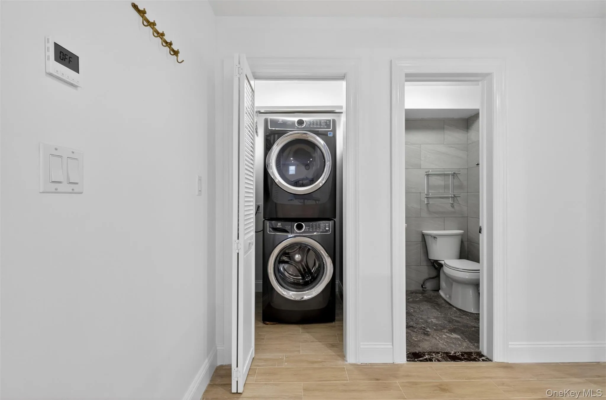 2374 207th Street, New York, NY, 4 Bedrooms Bedrooms, 10 Rooms Rooms,3 BathroomsBathrooms,Residential,For Rent,207th,0,1007238 2374 207th Street, New York, NY, 4 Bedrooms Bedrooms, 10 Rooms Rooms,3 BathroomsBathrooms,Residential,For Rent,207th,0,1007238