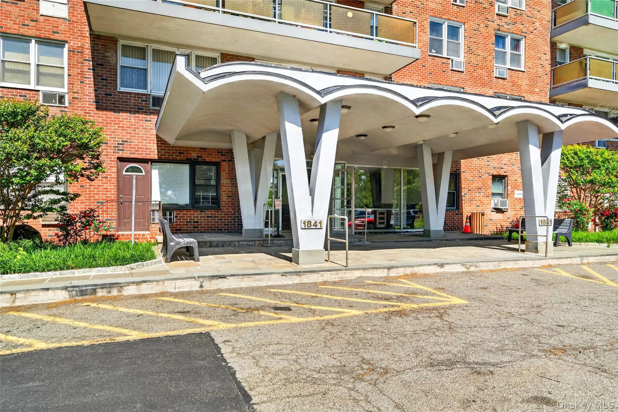 1841 Central Park Avenue, Yonkers, NY, 2 Bedrooms Bedrooms, 5 Rooms Rooms,2 BathroomsBathrooms,Residential,For Rent,Central Park,0,1007239 1841 Central Park Avenue, Yonkers, NY, 2 Bedrooms Bedrooms, 5 Rooms Rooms,2 BathroomsBathrooms,Residential,For Rent,Central Park,0,1007239