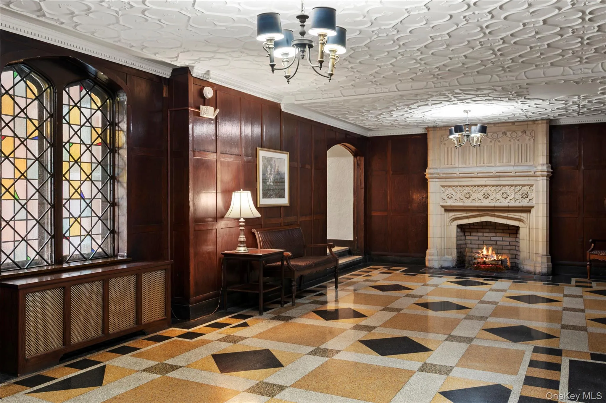 Just steps inside the entrance, the elevator is located on the right side of the lobby for residents’ convenience Just steps inside the entrance, the elevator is located on the right side of the lobby for residents’ convenience