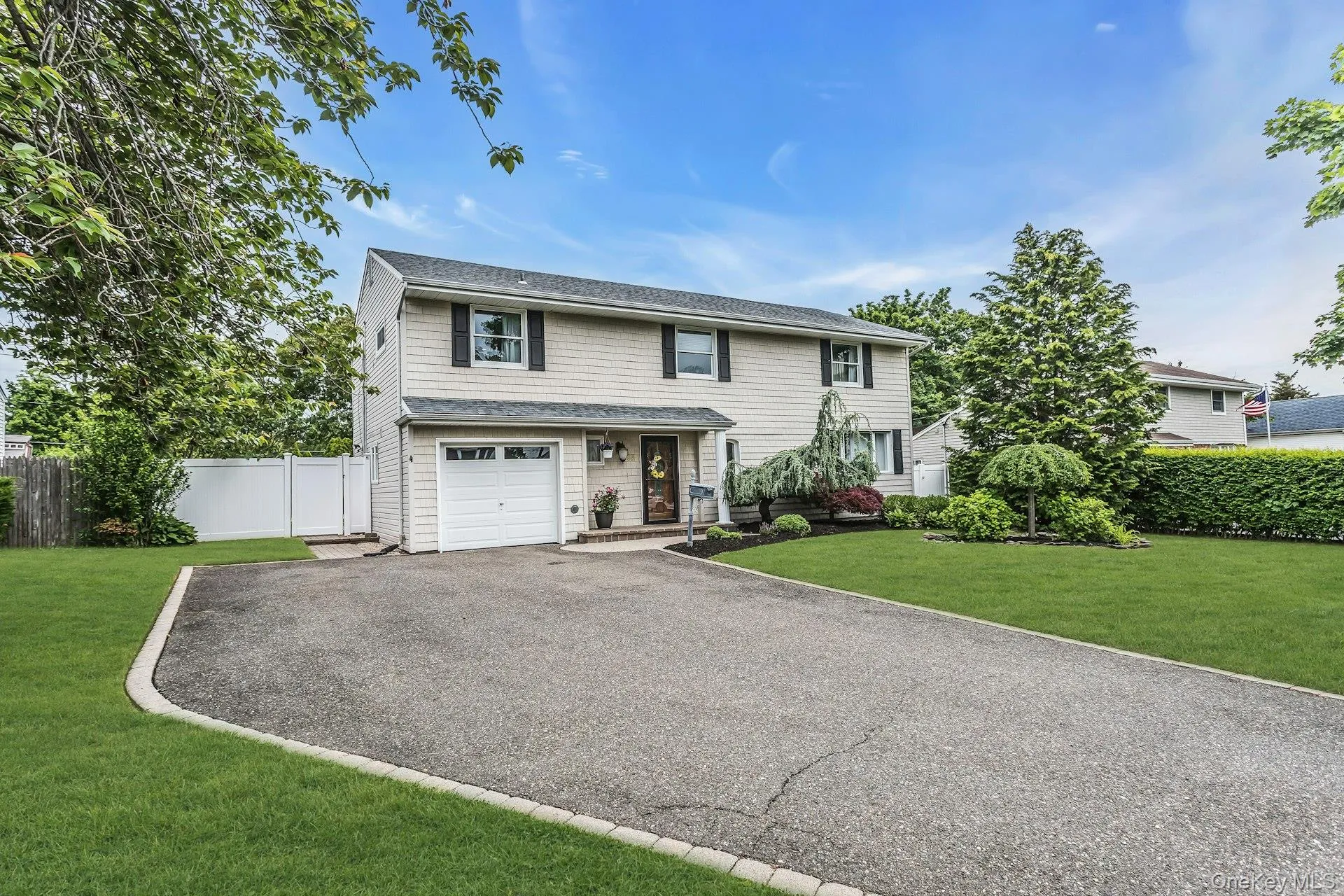 95 Rumford Road, Smithtown, NY, 4 Bedrooms Bedrooms, 9 Rooms Rooms,2 BathroomsBathrooms,Residential,For Rent,Rumford,0,1007241 95 Rumford Road, Smithtown, NY, 4 Bedrooms Bedrooms, 9 Rooms Rooms,2 BathroomsBathrooms,Residential,For Rent,Rumford,0,1007241