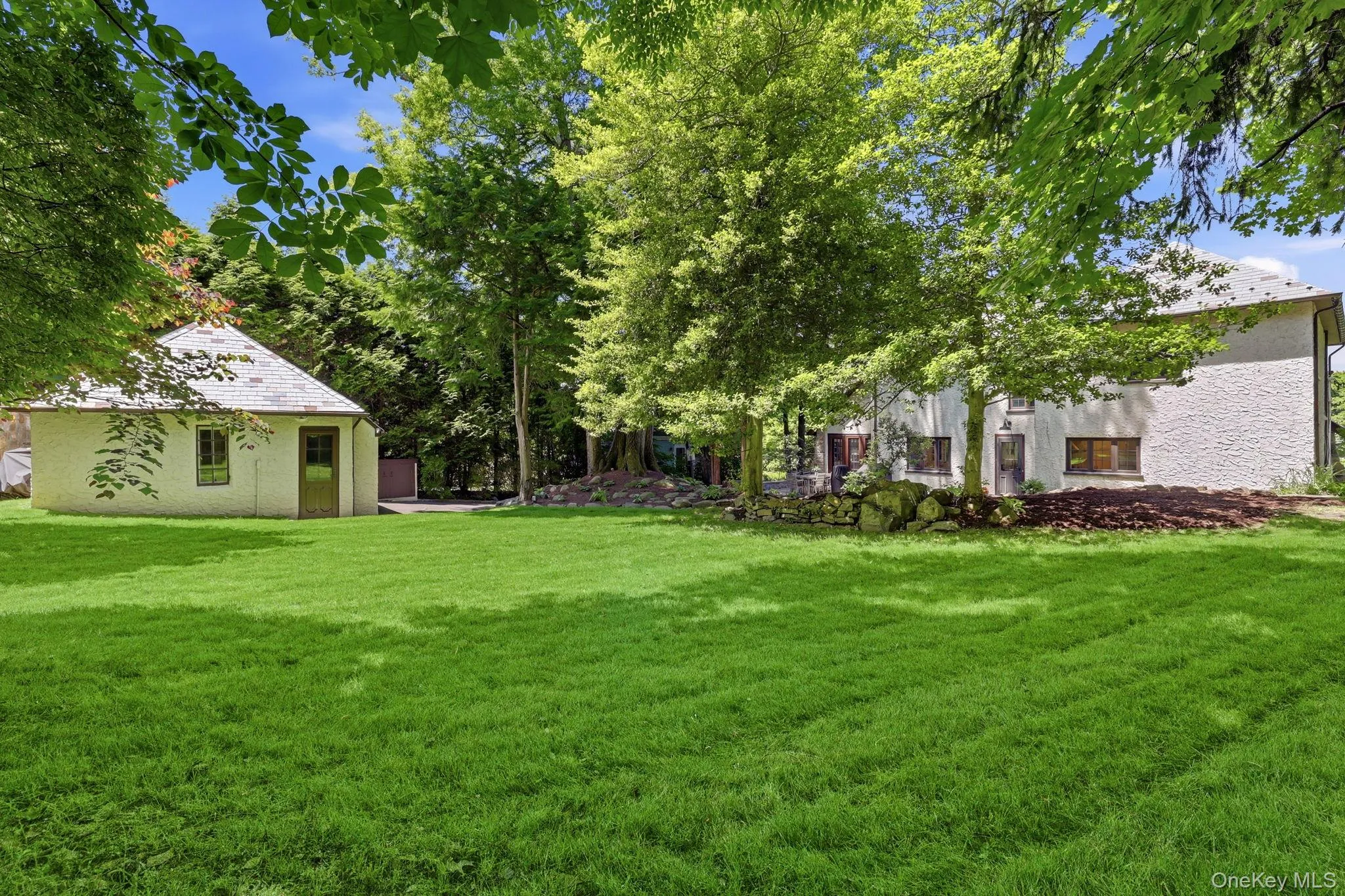 6 Montrose Road, Scarsdale, NY, 5 Bedrooms Bedrooms, 10 Rooms Rooms,3 BathroomsBathrooms,Residential,For Rent,Montrose,0,1007242 6 Montrose Road, Scarsdale, NY, 5 Bedrooms Bedrooms, 10 Rooms Rooms,3 BathroomsBathrooms,Residential,For Rent,Montrose,0,1007242