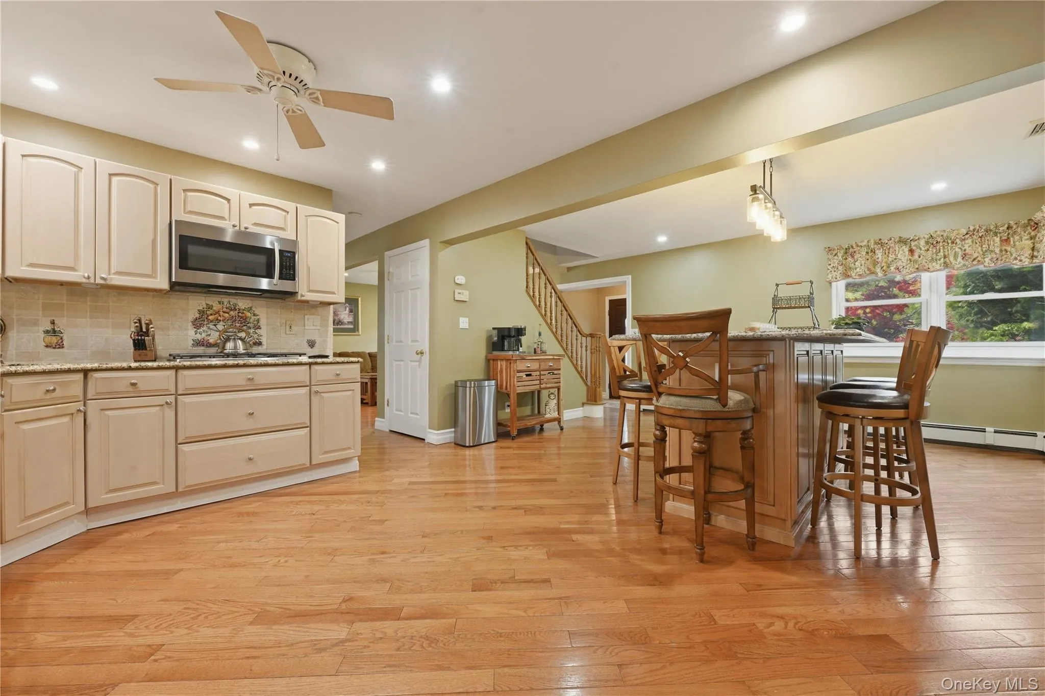 19 Berkshire Road, Oyster Bay, NY, 4 Bedrooms Bedrooms, 8 Rooms Rooms,3 BathroomsBathrooms,Residential,For Rent,Berkshire,0,1007252 19 Berkshire Road, Oyster Bay, NY, 4 Bedrooms Bedrooms, 8 Rooms Rooms,3 BathroomsBathrooms,Residential,For Rent,Berkshire,0,1007252