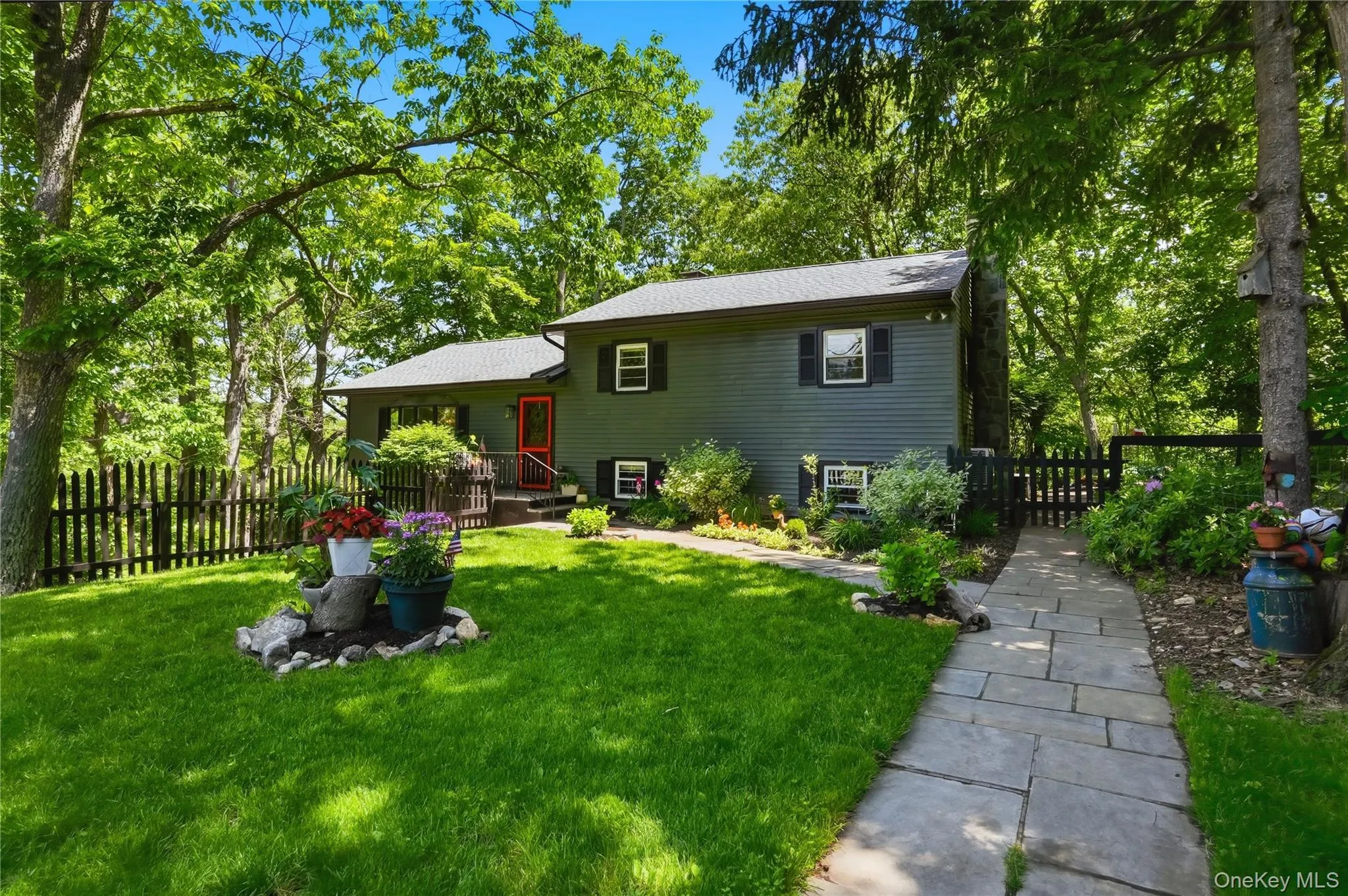 16 Howland Road, Philipstown, NY, 3 Bedrooms Bedrooms, 6 Rooms Rooms,2 BathroomsBathrooms,Residential,For Rent,Howland,0,1007256 16 Howland Road, Philipstown, NY, 3 Bedrooms Bedrooms, 6 Rooms Rooms,2 BathroomsBathrooms,Residential,For Rent,Howland,0,1007256