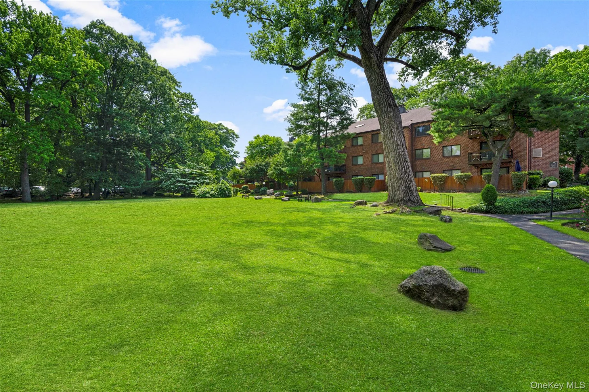 Lush gardens Lush gardens