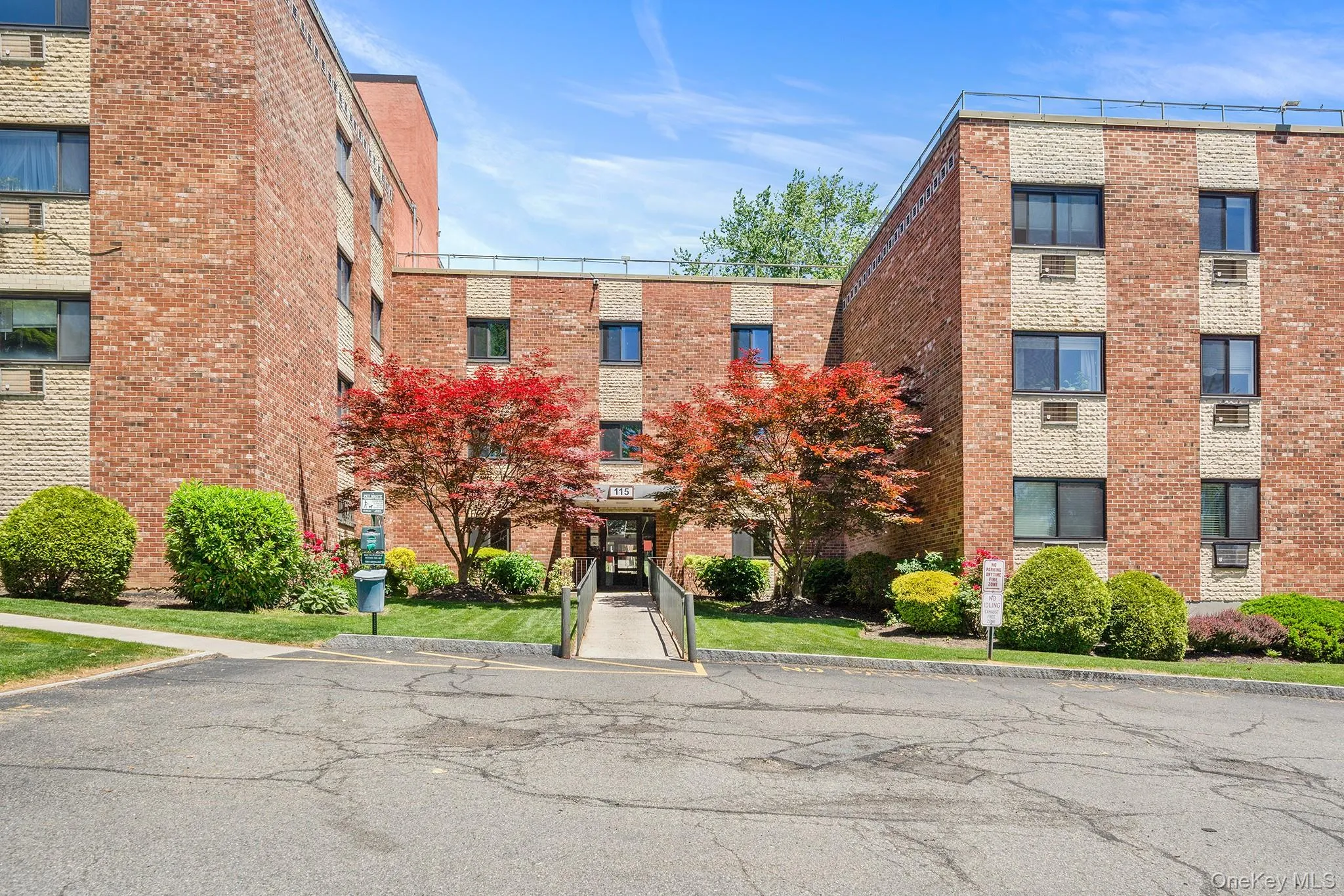115 Dehaven Drive, Yonkers, NY, 1 Bedroom Bedrooms, 4 Rooms Rooms,1 BathroomBathrooms,Residential,For Rent,Dehaven,0,1007261 115 Dehaven Drive, Yonkers, NY, 1 Bedroom Bedrooms, 4 Rooms Rooms,1 BathroomBathrooms,Residential,For Rent,Dehaven,0,1007261