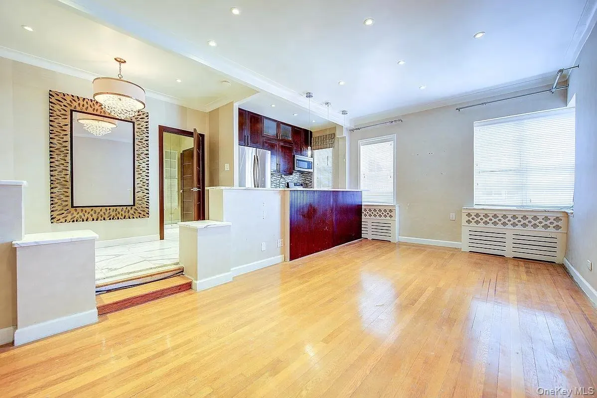76-36 113 Street, New York, NY, 2 Rooms Rooms,1 BathroomBathrooms,Residential,For Rent,113,0,1007262 76-36 113 Street, New York, NY, 2 Rooms Rooms,1 BathroomBathrooms,Residential,For Rent,113,0,1007262