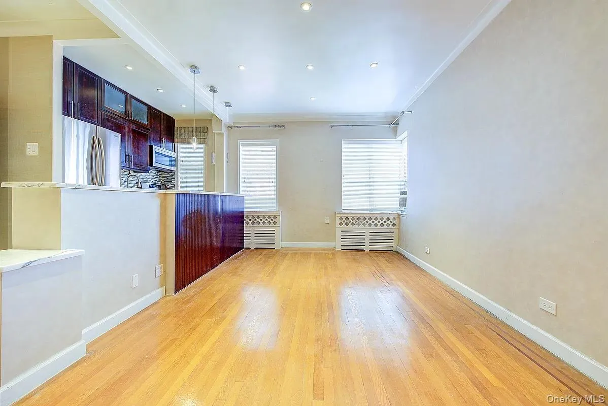 76-36 113 Street, New York, NY, 2 Rooms Rooms,1 BathroomBathrooms,Residential,For Rent,113,0,1007262 76-36 113 Street, New York, NY, 2 Rooms Rooms,1 BathroomBathrooms,Residential,For Rent,113,0,1007262