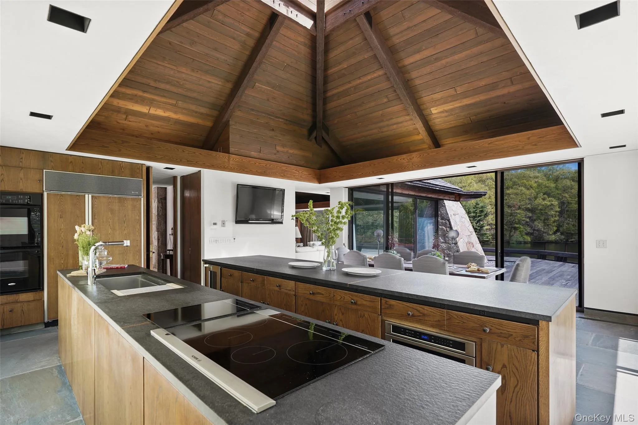 164 Eastwoods Road, Pound Ridge, NY, 5 Bedrooms Bedrooms, 11 Rooms Rooms,4 BathroomsBathrooms,Residential,For Rent,Eastwoods,0,1007263 164 Eastwoods Road, Pound Ridge, NY, 5 Bedrooms Bedrooms, 11 Rooms Rooms,4 BathroomsBathrooms,Residential,For Rent,Eastwoods,0,1007263