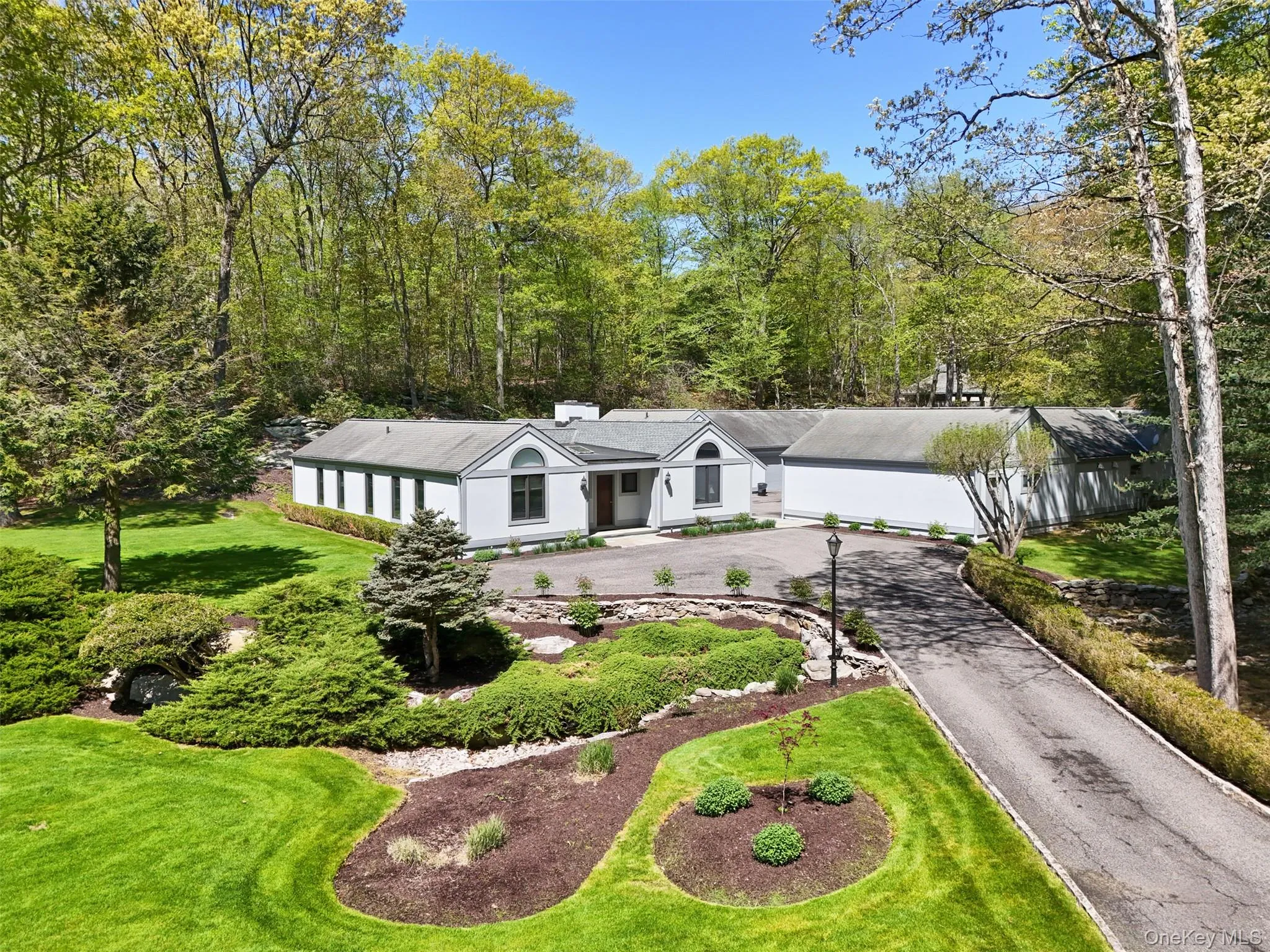 164 Eastwoods Road, Pound Ridge, NY, 5 Bedrooms Bedrooms, 11 Rooms Rooms,4 BathroomsBathrooms,Residential,For Rent,Eastwoods,0,1007263 164 Eastwoods Road, Pound Ridge, NY, 5 Bedrooms Bedrooms, 11 Rooms Rooms,4 BathroomsBathrooms,Residential,For Rent,Eastwoods,0,1007263