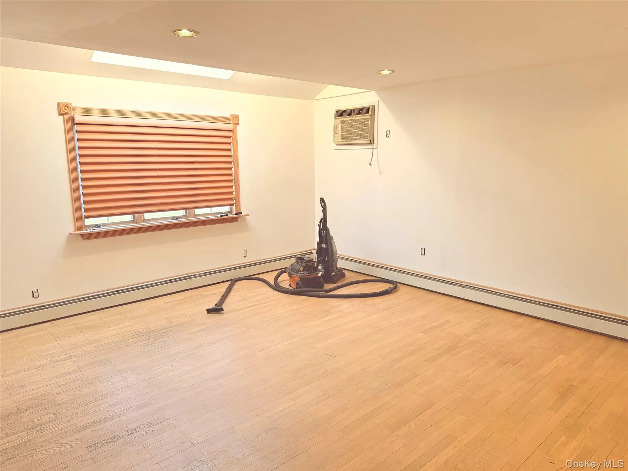 92 Stone Lane, Hempstead, NY, 4 Bedrooms Bedrooms, 7 Rooms Rooms,1 BathroomBathrooms,Residential Lease,For Rent,Stone,0,1007264 92 Stone Lane, Hempstead, NY, 4 Bedrooms Bedrooms, 7 Rooms Rooms,1 BathroomBathrooms,Residential Lease,For Rent,Stone,0,1007264