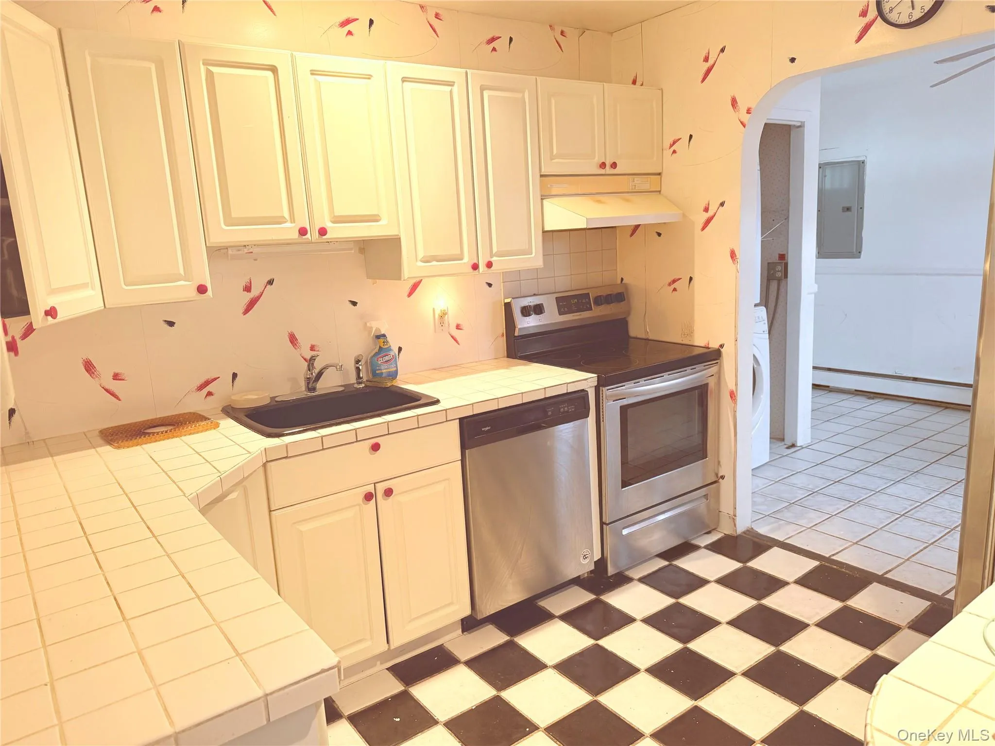92 Stone Lane, Hempstead, NY, 4 Bedrooms Bedrooms, 7 Rooms Rooms,1 BathroomBathrooms,Residential Lease,For Rent,Stone,0,1007264 92 Stone Lane, Hempstead, NY, 4 Bedrooms Bedrooms, 7 Rooms Rooms,1 BathroomBathrooms,Residential Lease,For Rent,Stone,0,1007264
