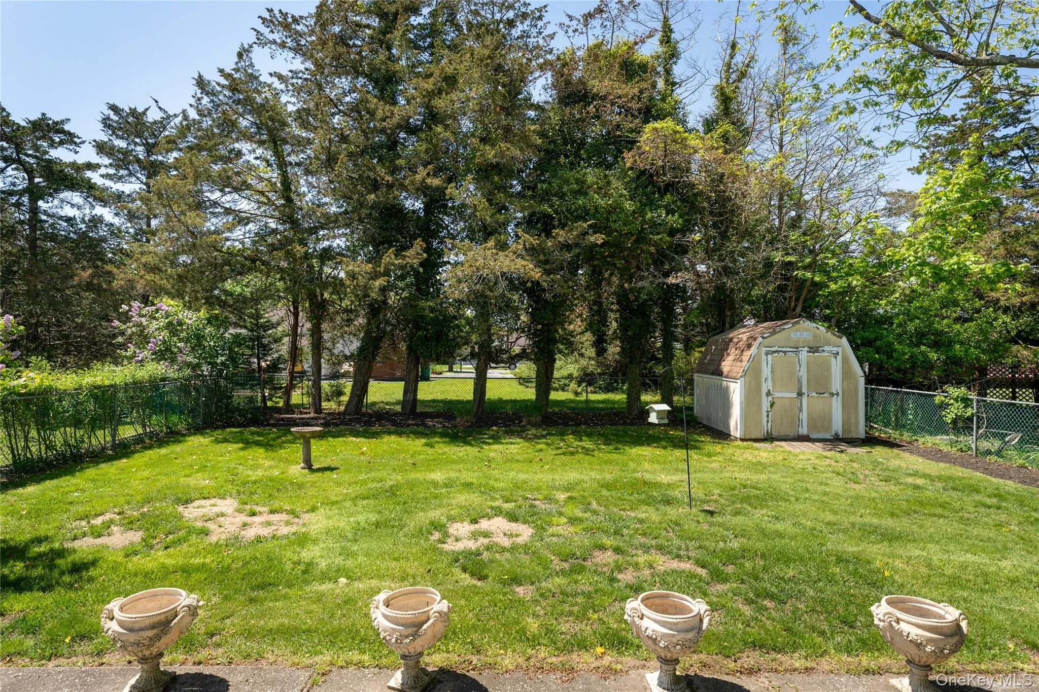 22 End Avenue, Southampton, NY, 3 Bedrooms Bedrooms, 8 Rooms Rooms,2 BathroomsBathrooms,Residential Lease,For Rent,End,0,1007266 22 End Avenue, Southampton, NY, 3 Bedrooms Bedrooms, 8 Rooms Rooms,2 BathroomsBathrooms,Residential Lease,For Rent,End,0,1007266