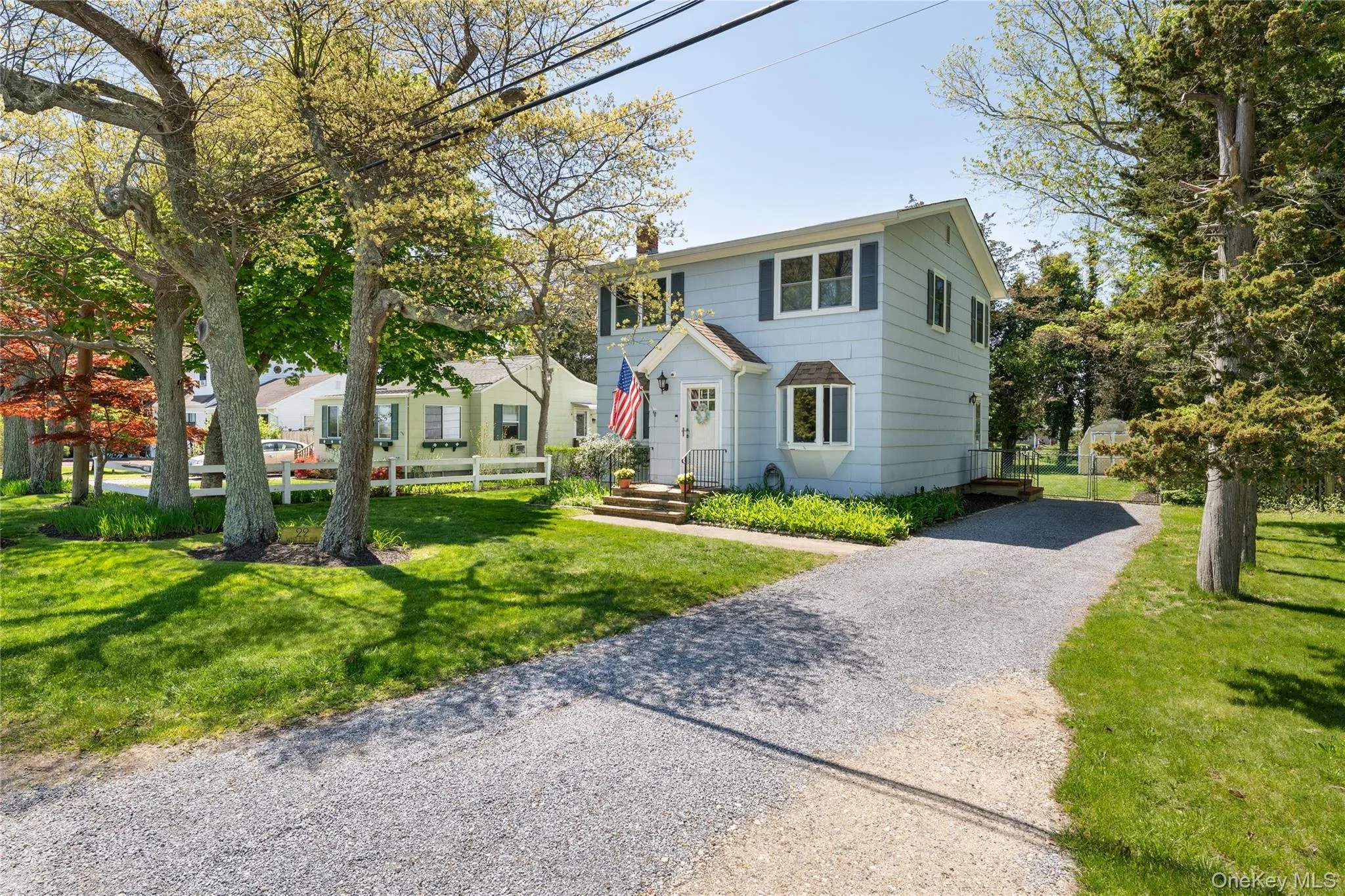 22 End Avenue, Southampton, NY, 3 Bedrooms Bedrooms, 8 Rooms Rooms,2 BathroomsBathrooms,Residential Lease,For Rent,End,0,1007266 22 End Avenue, Southampton, NY, 3 Bedrooms Bedrooms, 8 Rooms Rooms,2 BathroomsBathrooms,Residential Lease,For Rent,End,0,1007266