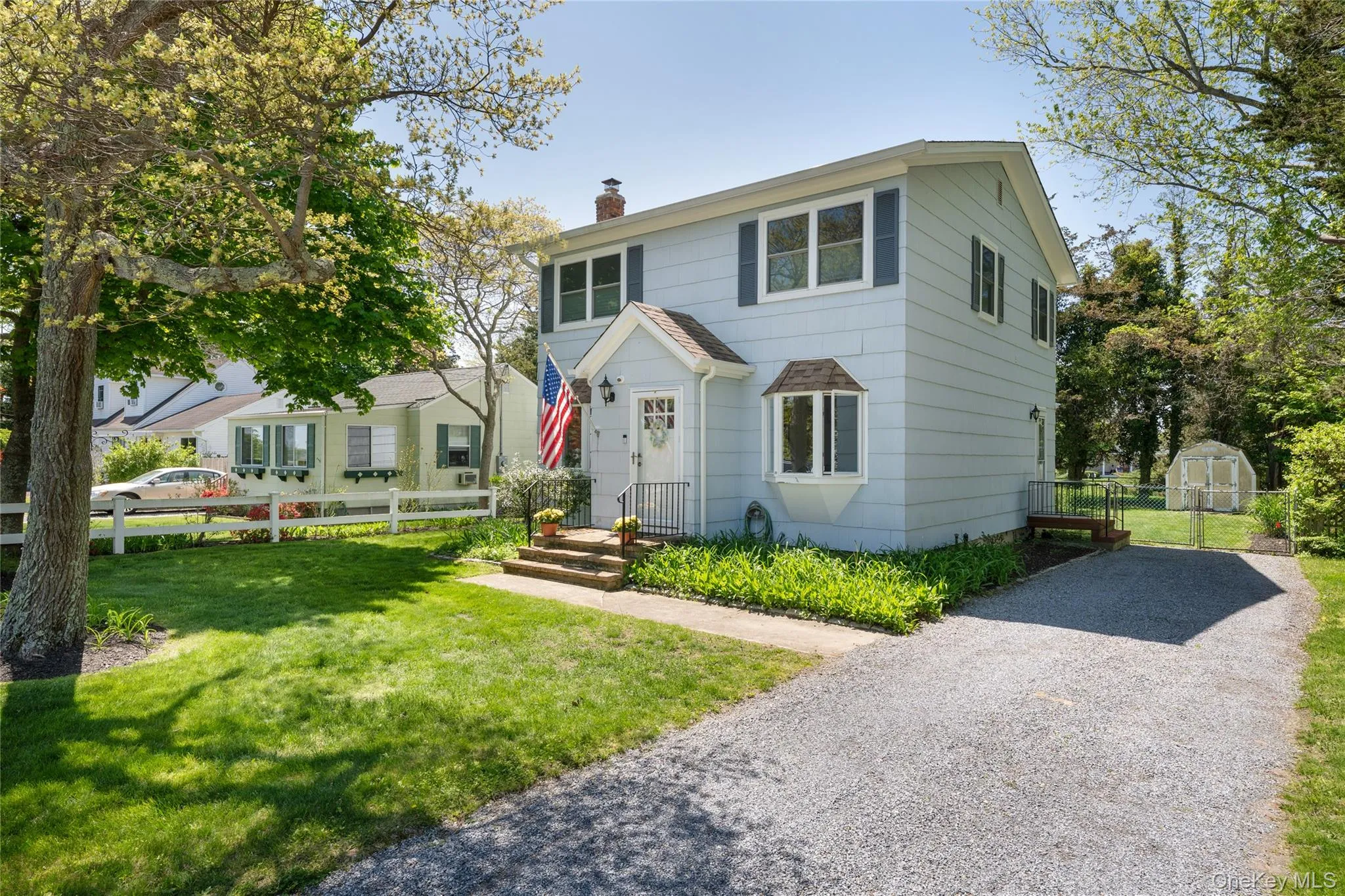 22 End Avenue, Southampton, NY, 3 Bedrooms Bedrooms, 8 Rooms Rooms,2 BathroomsBathrooms,Residential Lease,For Rent,End,0,1007266 22 End Avenue, Southampton, NY, 3 Bedrooms Bedrooms, 8 Rooms Rooms,2 BathroomsBathrooms,Residential Lease,For Rent,End,0,1007266
