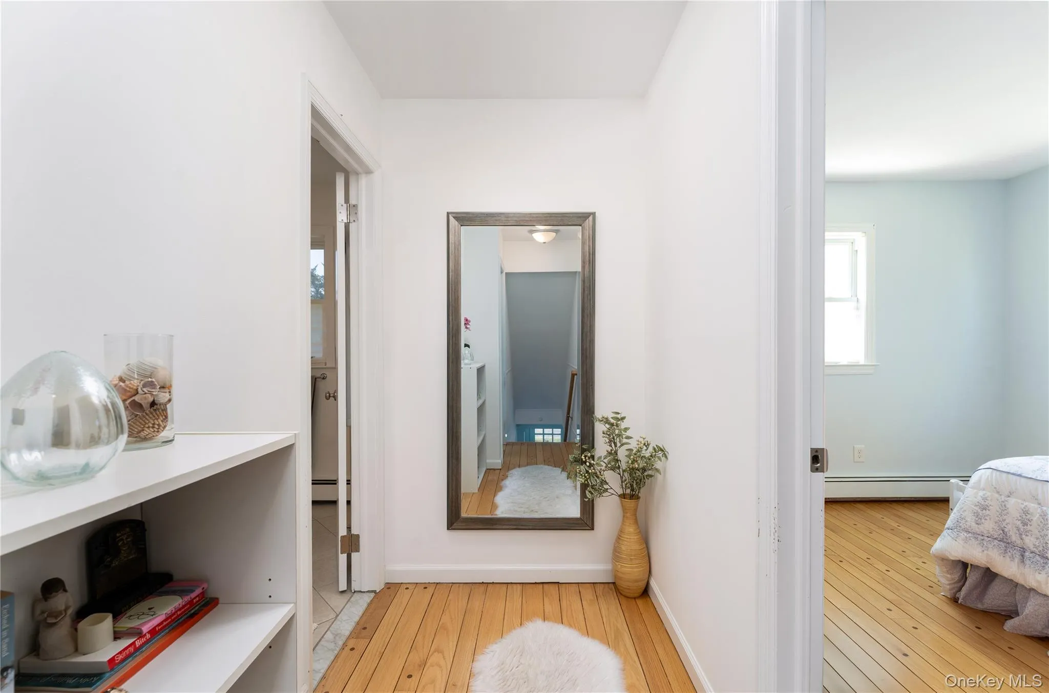 22 End Avenue, Southampton, NY, 3 Bedrooms Bedrooms, 8 Rooms Rooms,2 BathroomsBathrooms,Residential Lease,For Rent,End,0,1007266 22 End Avenue, Southampton, NY, 3 Bedrooms Bedrooms, 8 Rooms Rooms,2 BathroomsBathrooms,Residential Lease,For Rent,End,0,1007266