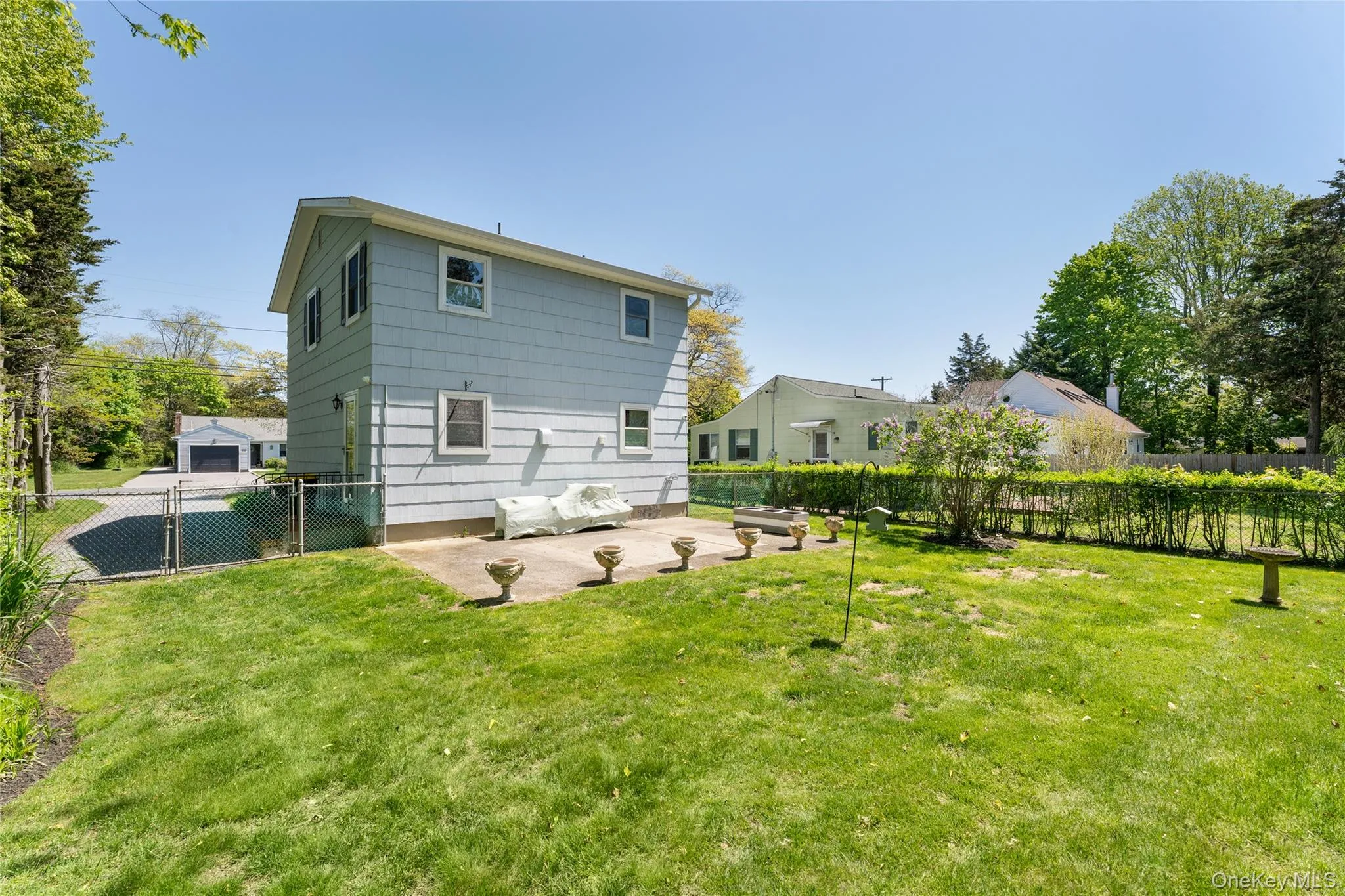 22 End Avenue, Southampton, NY, 3 Bedrooms Bedrooms, 8 Rooms Rooms,2 BathroomsBathrooms,Residential Lease,For Rent,End,0,1007266 22 End Avenue, Southampton, NY, 3 Bedrooms Bedrooms, 8 Rooms Rooms,2 BathroomsBathrooms,Residential Lease,For Rent,End,0,1007266