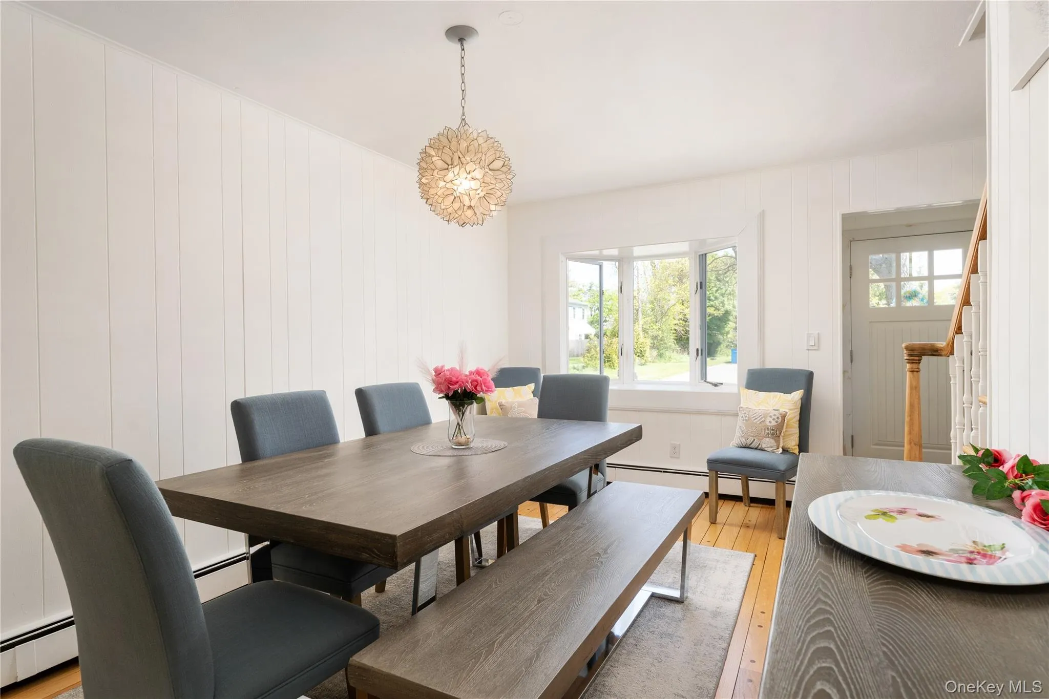 22 End Avenue, Southampton, NY, 3 Bedrooms Bedrooms, 8 Rooms Rooms,2 BathroomsBathrooms,Residential Lease,For Rent,End,0,1007266 22 End Avenue, Southampton, NY, 3 Bedrooms Bedrooms, 8 Rooms Rooms,2 BathroomsBathrooms,Residential Lease,For Rent,End,0,1007266