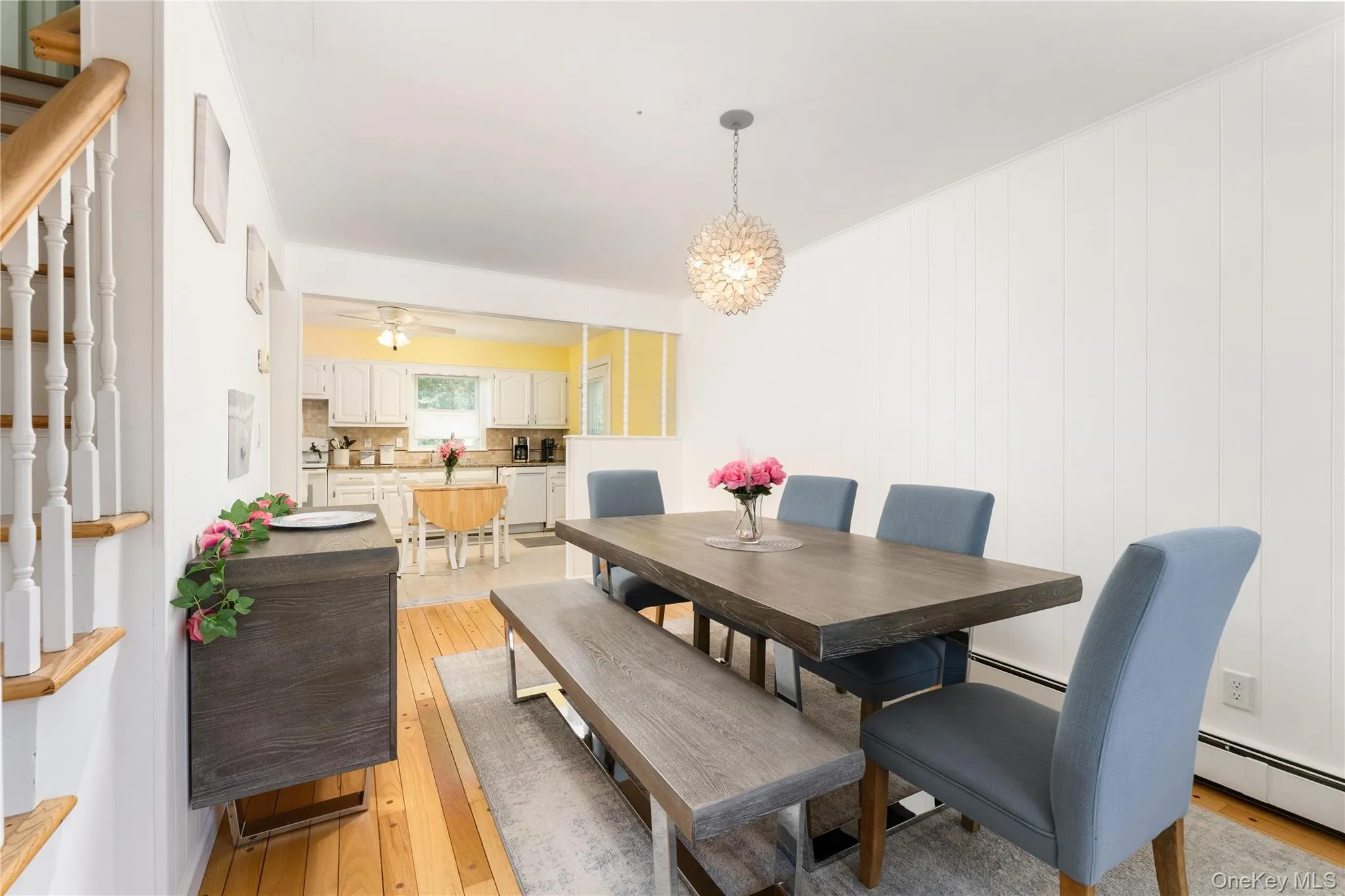 22 End Avenue, Southampton, NY, 3 Bedrooms Bedrooms, 8 Rooms Rooms,2 BathroomsBathrooms,Residential Lease,For Rent,End,0,1007266 22 End Avenue, Southampton, NY, 3 Bedrooms Bedrooms, 8 Rooms Rooms,2 BathroomsBathrooms,Residential Lease,For Rent,End,0,1007266