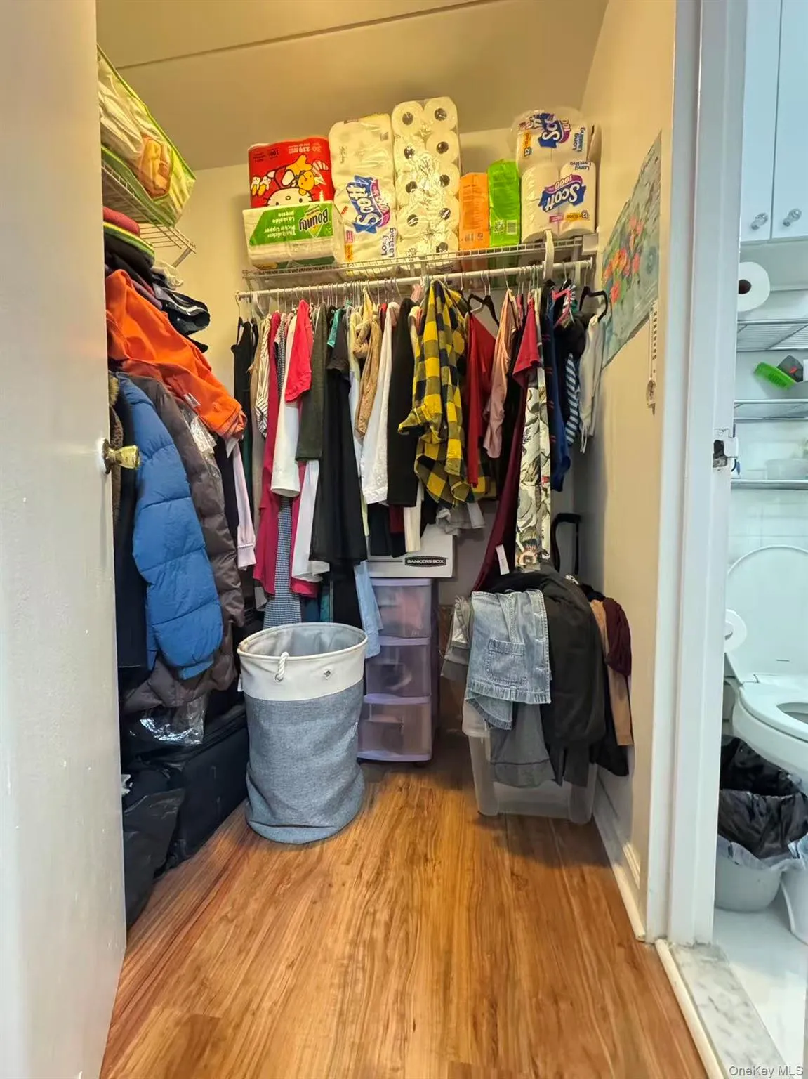 2035 Central Park Avenue, Yonkers, NY, 3 Rooms Rooms,1 BathroomBathrooms,Residential,For Rent,Central Park,0,1007268 2035 Central Park Avenue, Yonkers, NY, 3 Rooms Rooms,1 BathroomBathrooms,Residential,For Rent,Central Park,0,1007268