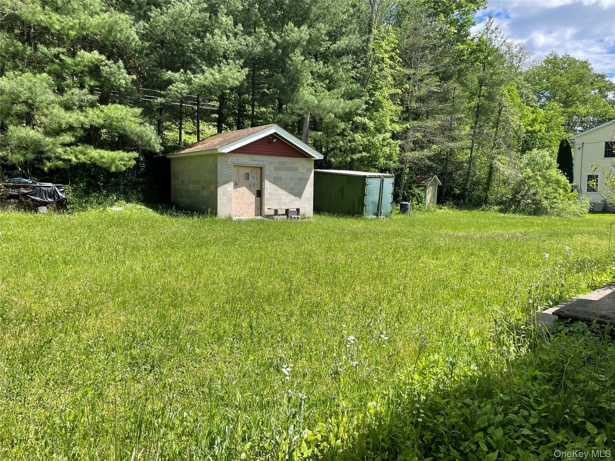 block shed holds well and pump block shed holds well and pump