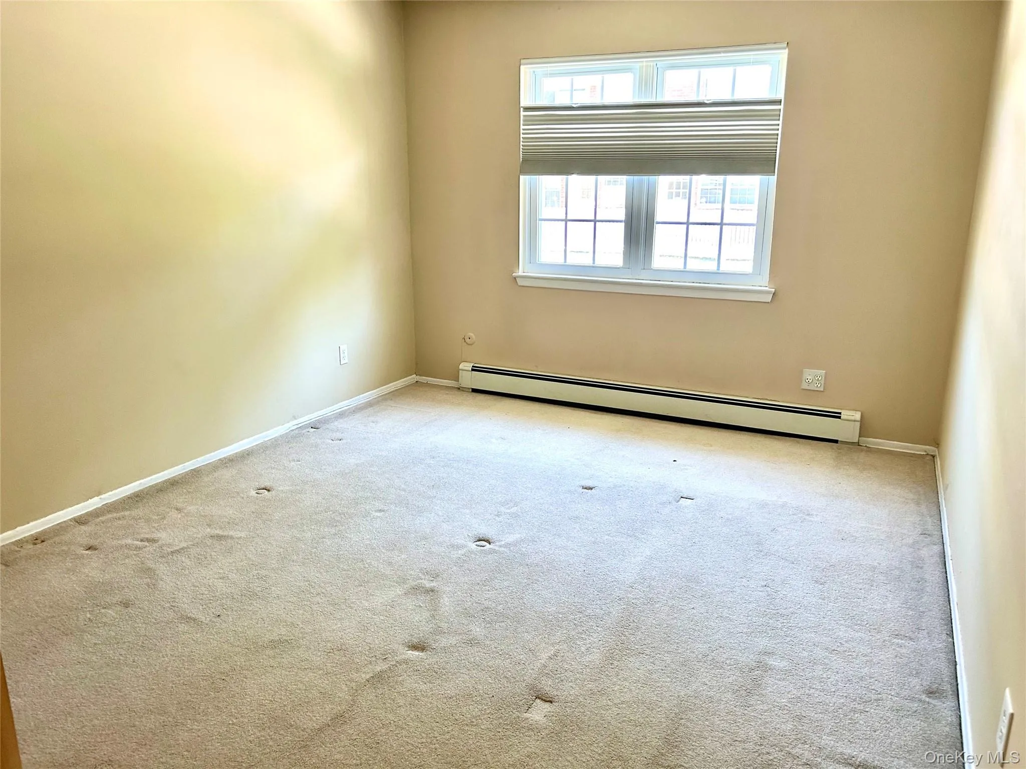 8 Colonial Road, Beacon, NY, 1 Bedroom Bedrooms, 4 Rooms Rooms,1 BathroomBathrooms,Residential Lease,For Rent,Colonial,0,1007270 8 Colonial Road, Beacon, NY, 1 Bedroom Bedrooms, 4 Rooms Rooms,1 BathroomBathrooms,Residential Lease,For Rent,Colonial,0,1007270