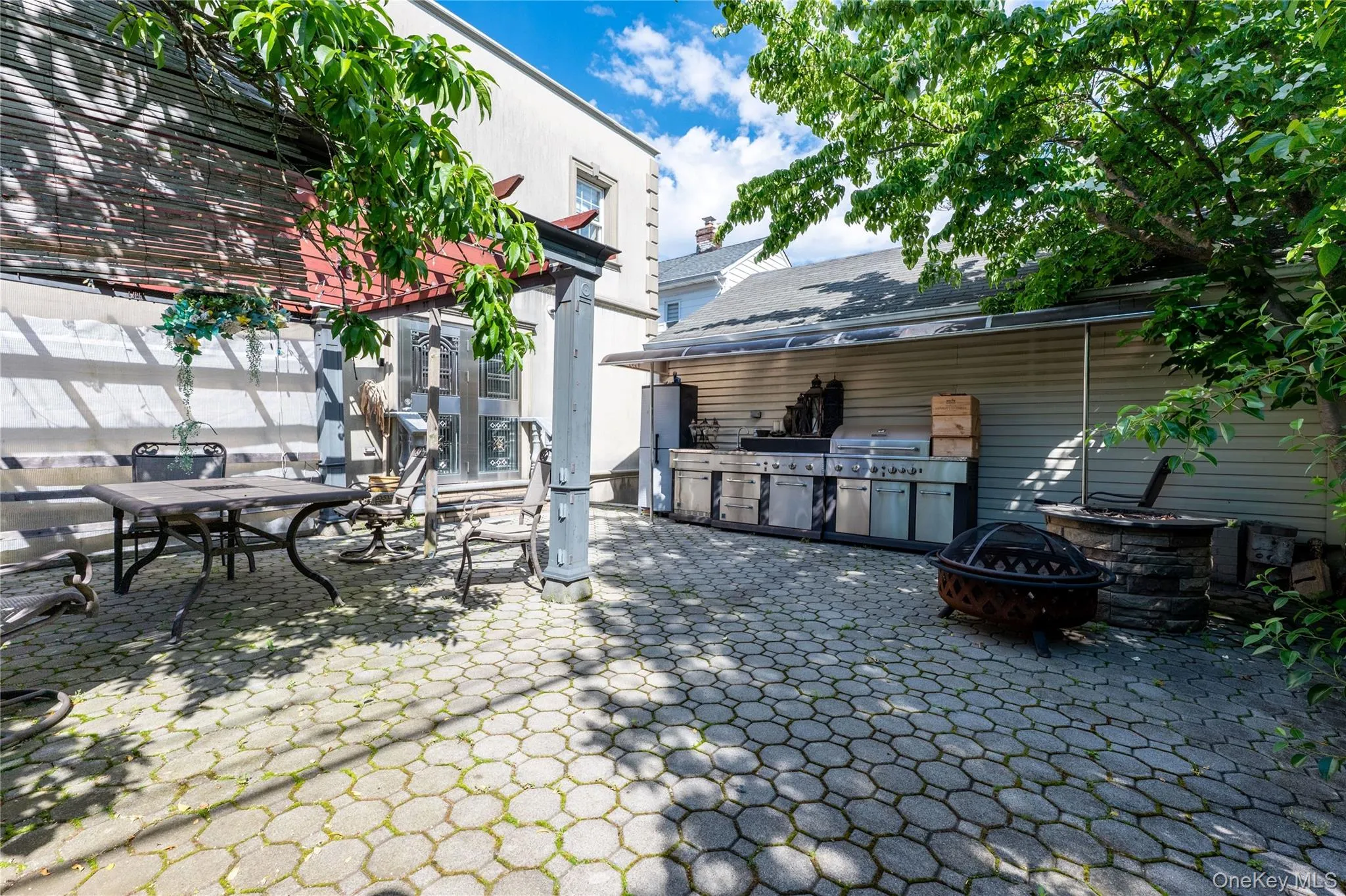 7355 194th Street, New York, NY, 4 Bedrooms Bedrooms, 11 Rooms Rooms,2 BathroomsBathrooms,Residential,For Rent,194th,0,1007273 7355 194th Street, New York, NY, 4 Bedrooms Bedrooms, 11 Rooms Rooms,2 BathroomsBathrooms,Residential,For Rent,194th,0,1007273