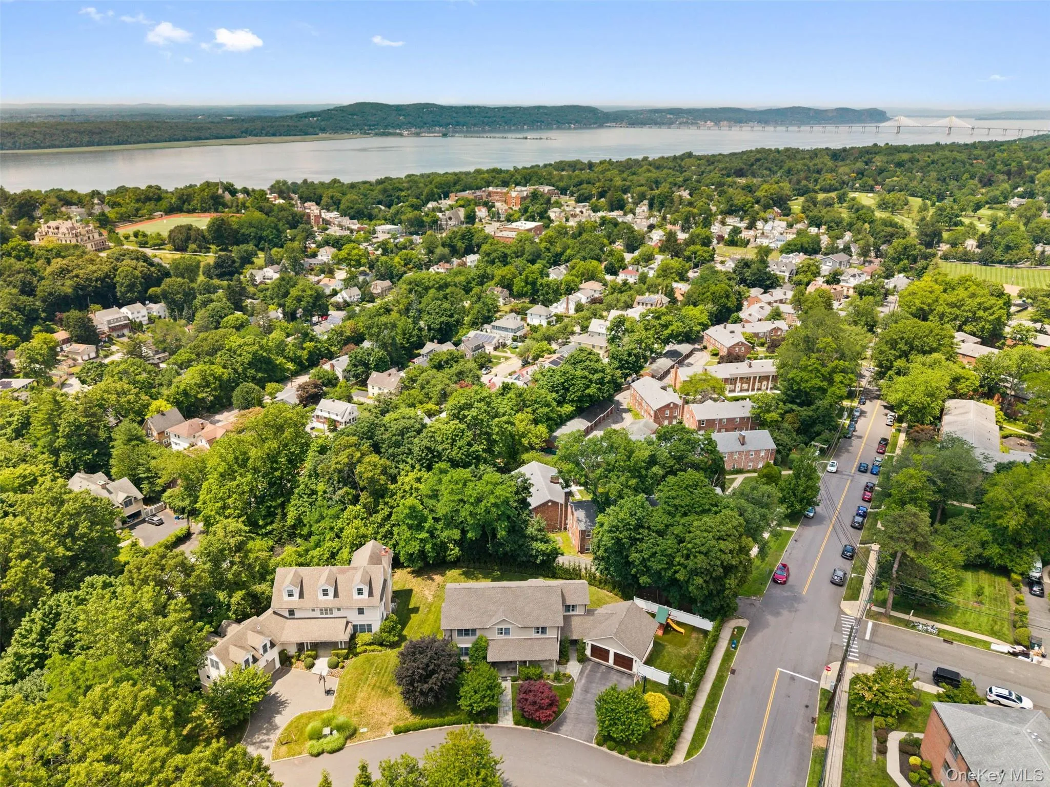 2 Castle Hill Close, Greenburgh, NY, 5 Bedrooms Bedrooms, 9 Rooms Rooms,3 BathroomsBathrooms,Residential,For Rent,Castle Hill,0,1007275 2 Castle Hill Close, Greenburgh, NY, 5 Bedrooms Bedrooms, 9 Rooms Rooms,3 BathroomsBathrooms,Residential,For Rent,Castle Hill,0,1007275