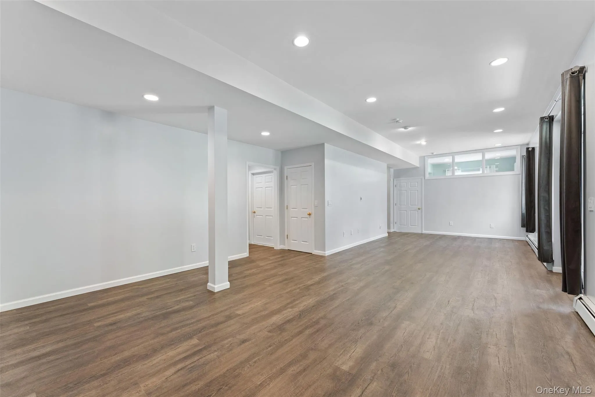 2 Castle Hill Close, Greenburgh, NY, 5 Bedrooms Bedrooms, 9 Rooms Rooms,3 BathroomsBathrooms,Residential,For Rent,Castle Hill,0,1007275 2 Castle Hill Close, Greenburgh, NY, 5 Bedrooms Bedrooms, 9 Rooms Rooms,3 BathroomsBathrooms,Residential,For Rent,Castle Hill,0,1007275