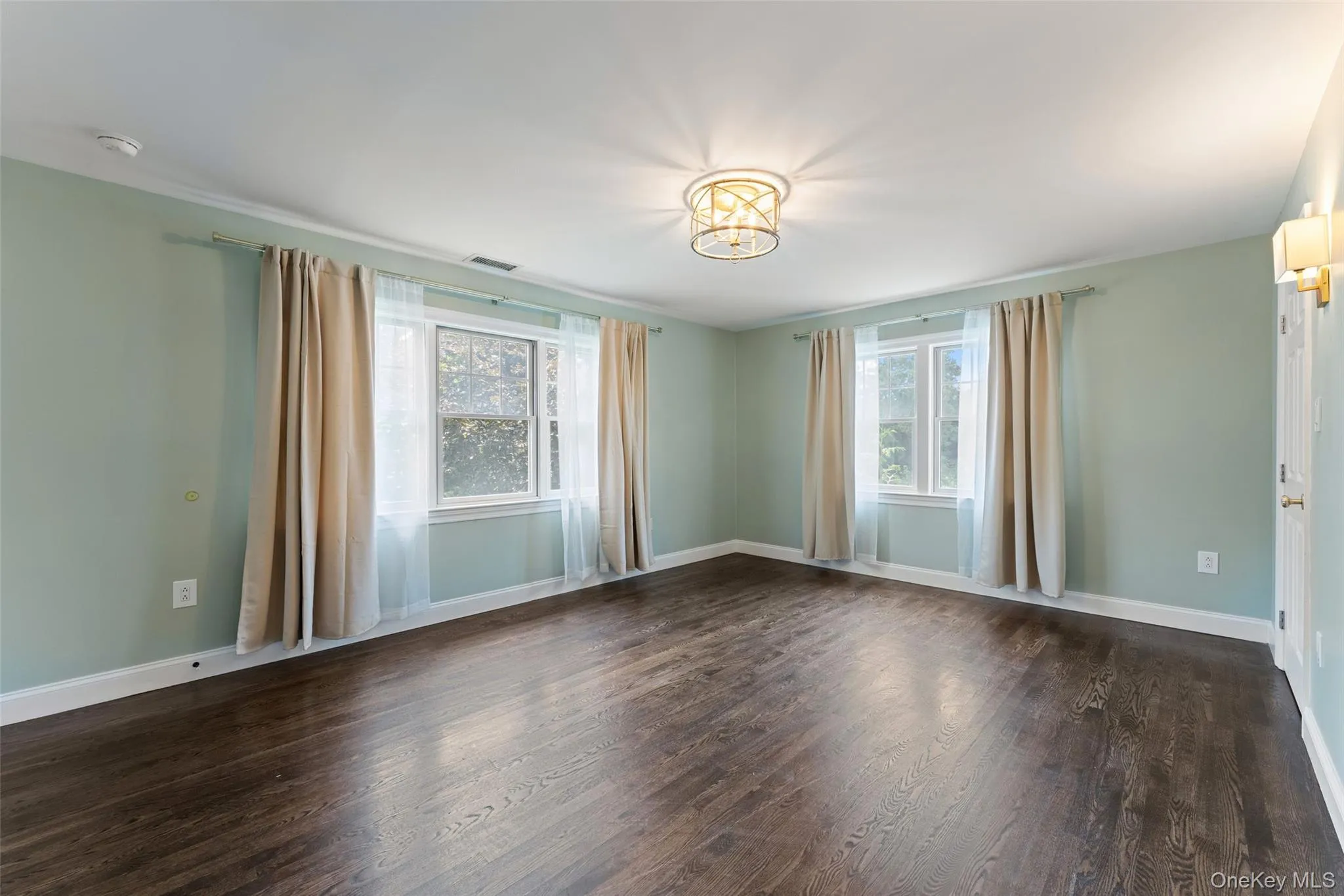 2 Castle Hill Close, Greenburgh, NY, 5 Bedrooms Bedrooms, 9 Rooms Rooms,3 BathroomsBathrooms,Residential,For Rent,Castle Hill,0,1007275 2 Castle Hill Close, Greenburgh, NY, 5 Bedrooms Bedrooms, 9 Rooms Rooms,3 BathroomsBathrooms,Residential,For Rent,Castle Hill,0,1007275