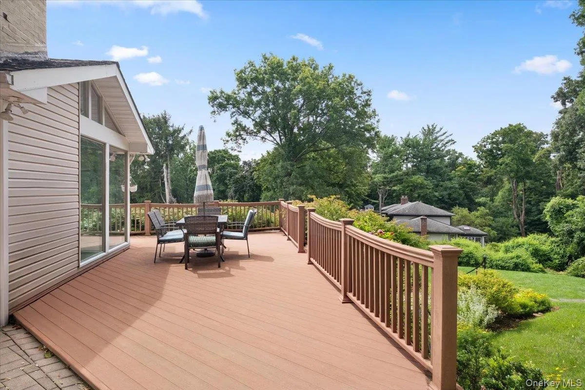 5 Agnes Circle, Greenburgh, NY, 4 Bedrooms Bedrooms, 9 Rooms Rooms,4 BathroomsBathrooms,Residential Lease,For Rent,Agnes,0,1007276 5 Agnes Circle, Greenburgh, NY, 4 Bedrooms Bedrooms, 9 Rooms Rooms,4 BathroomsBathrooms,Residential Lease,For Rent,Agnes,0,1007276