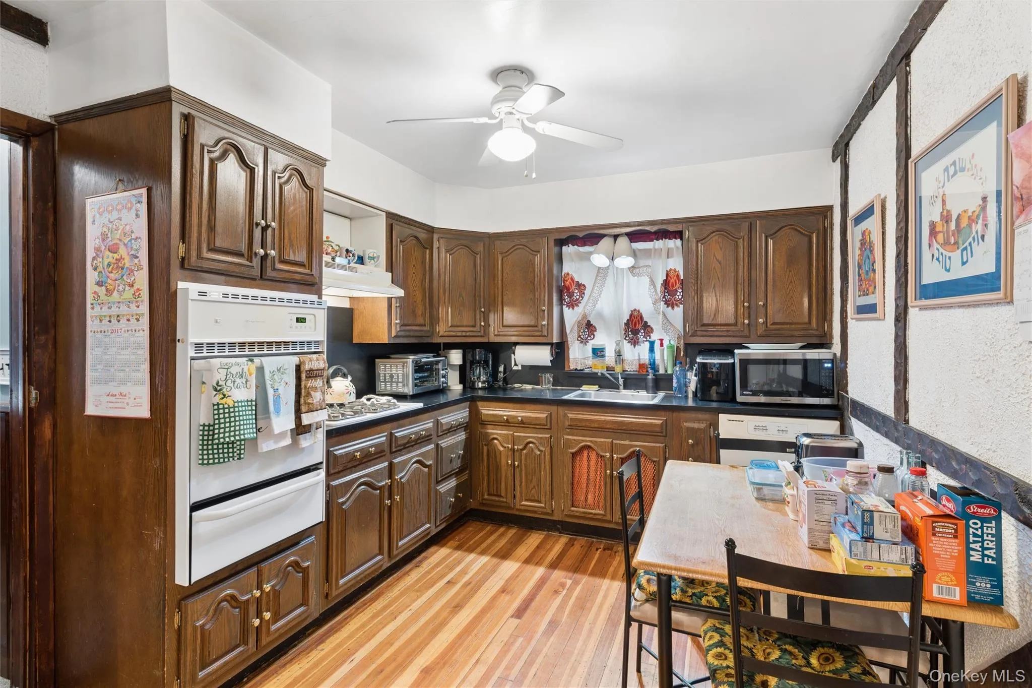 1055 Stanton Avenue, Hempstead, NY, 3 Bedrooms Bedrooms, 7 Rooms Rooms,2 BathroomsBathrooms,Residential,For Rent,Stanton,0,1007278 1055 Stanton Avenue, Hempstead, NY, 3 Bedrooms Bedrooms, 7 Rooms Rooms,2 BathroomsBathrooms,Residential,For Rent,Stanton,0,1007278