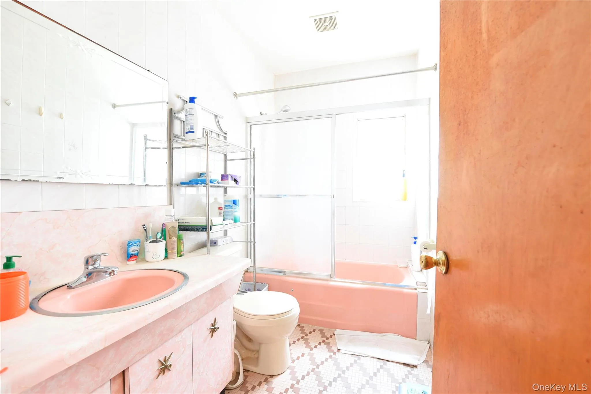 2261 Coney Island Avenue, New York, NY, 3 Bedrooms Bedrooms, 5 Rooms Rooms,2 BathroomsBathrooms,Residential,For Rent,Coney Island,0,1007279 2261 Coney Island Avenue, New York, NY, 3 Bedrooms Bedrooms, 5 Rooms Rooms,2 BathroomsBathrooms,Residential,For Rent,Coney Island,0,1007279