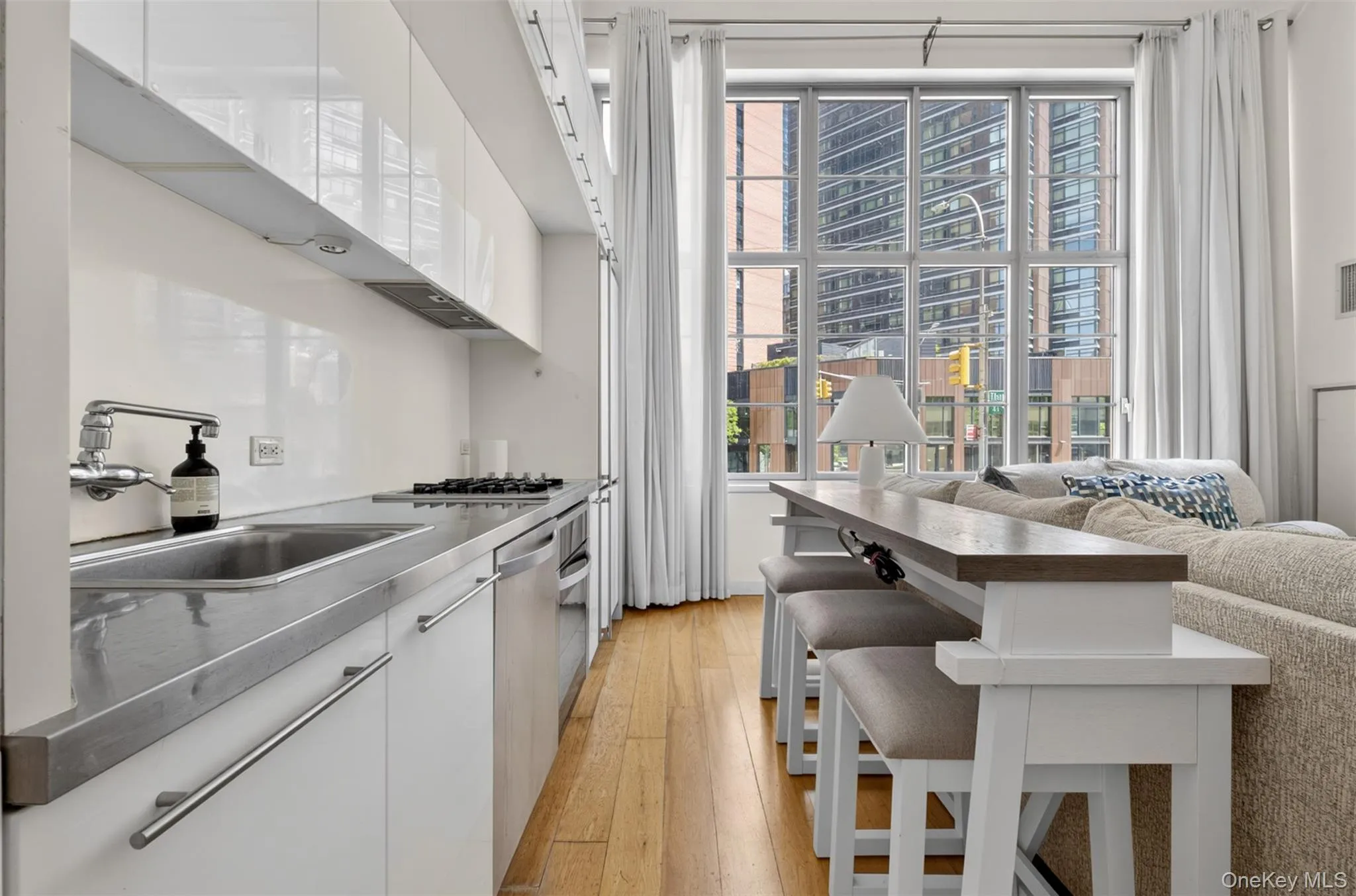 27-28 Thomson Avenue, New York, NY, 1 Bedroom Bedrooms, 5 Rooms Rooms,2 BathroomsBathrooms,Residential,For Rent,Thomson,0,1007283 27-28 Thomson Avenue, New York, NY, 1 Bedroom Bedrooms, 5 Rooms Rooms,2 BathroomsBathrooms,Residential,For Rent,Thomson,0,1007283