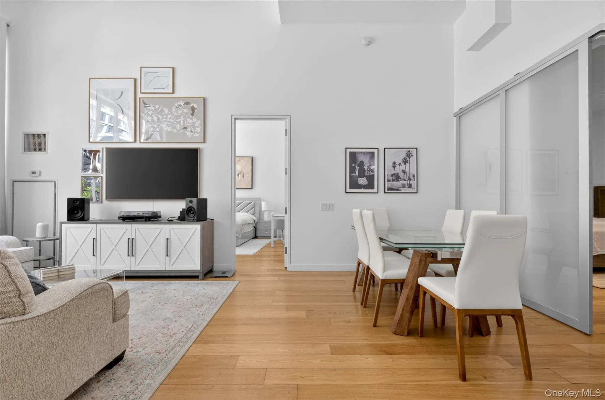 27-28 Thomson Avenue, New York, NY, 1 Bedroom Bedrooms, 5 Rooms Rooms,2 BathroomsBathrooms,Residential,For Rent,Thomson,0,1007283 27-28 Thomson Avenue, New York, NY, 1 Bedroom Bedrooms, 5 Rooms Rooms,2 BathroomsBathrooms,Residential,For Rent,Thomson,0,1007283