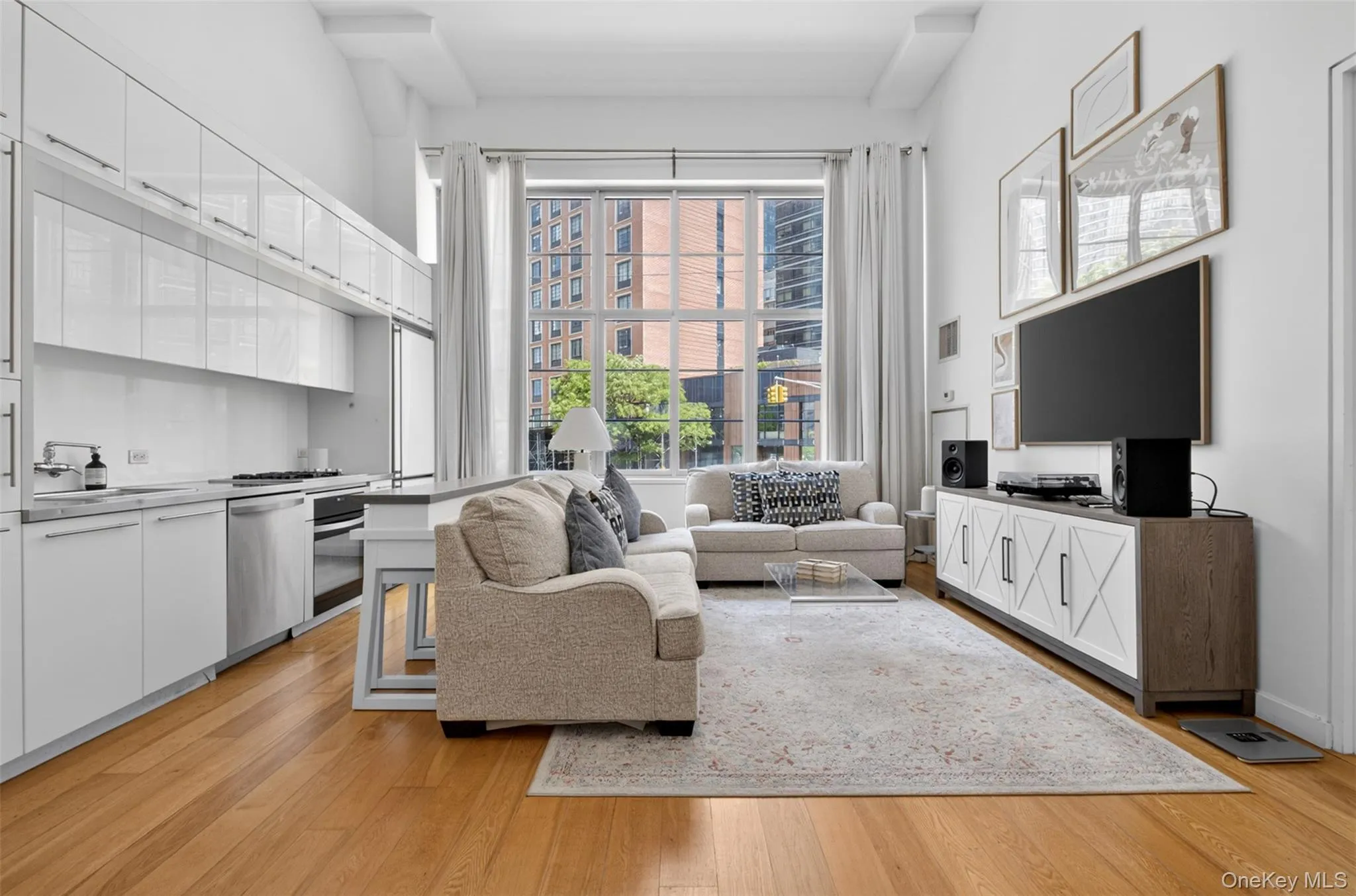 27-28 Thomson Avenue, New York, NY, 1 Bedroom Bedrooms, 5 Rooms Rooms,2 BathroomsBathrooms,Residential,For Rent,Thomson,0,1007283 27-28 Thomson Avenue, New York, NY, 1 Bedroom Bedrooms, 5 Rooms Rooms,2 BathroomsBathrooms,Residential,For Rent,Thomson,0,1007283