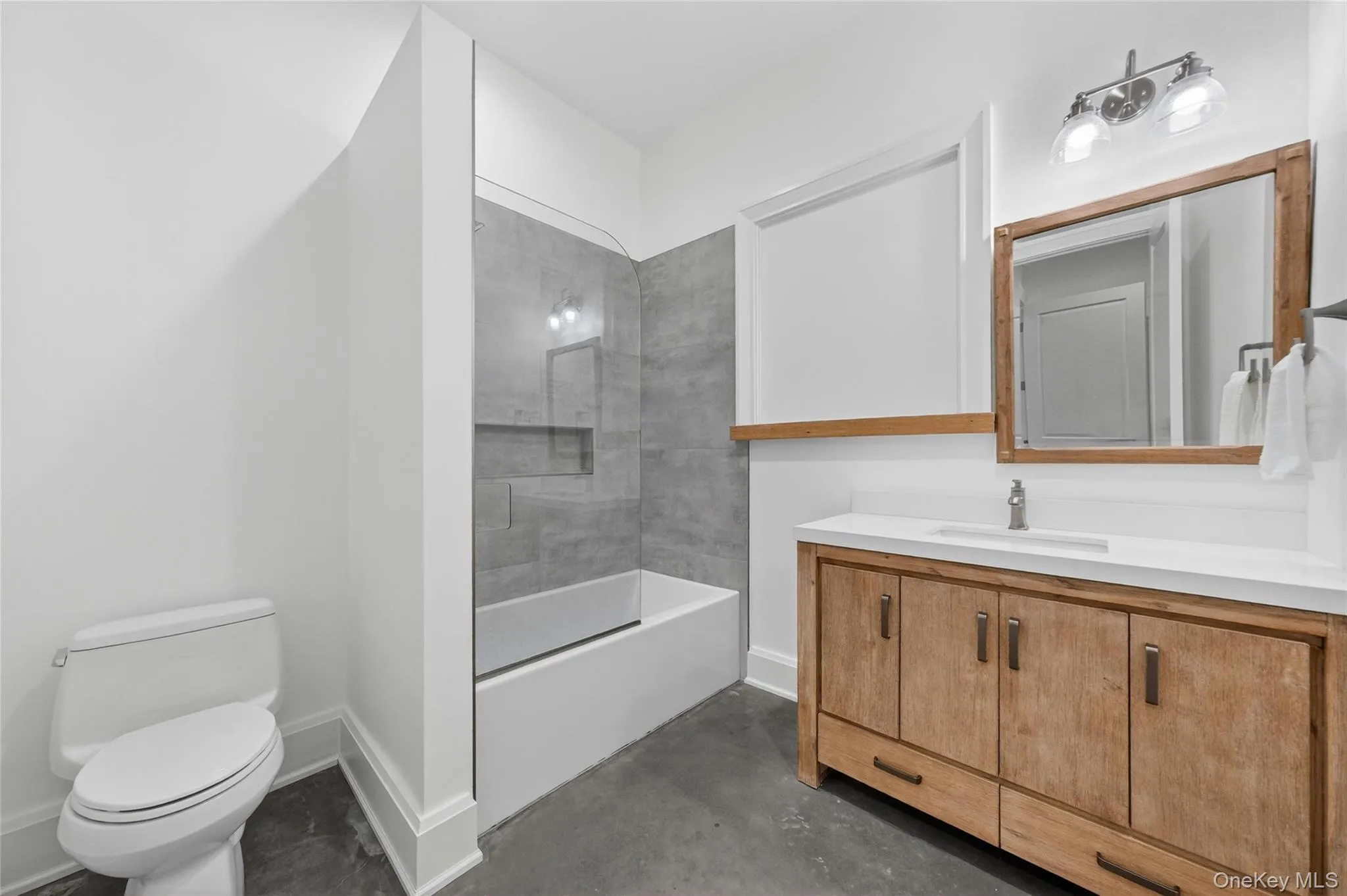 226 Main Street, Beacon, NY, 2 Bedrooms Bedrooms, 7 Rooms Rooms,2 BathroomsBathrooms,Residential,For Rent,Main,0,1007284 226 Main Street, Beacon, NY, 2 Bedrooms Bedrooms, 7 Rooms Rooms,2 BathroomsBathrooms,Residential,For Rent,Main,0,1007284