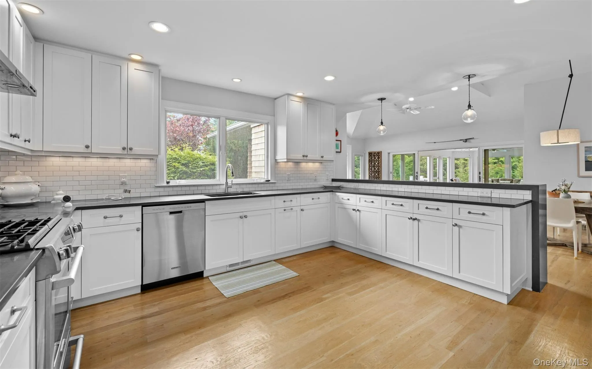58 Bayfield Lane, Southampton, NY, 4 Bedrooms Bedrooms, 8 Rooms Rooms,3 BathroomsBathrooms,Residential Lease,For Rent,Bayfield,0,1007286 58 Bayfield Lane, Southampton, NY, 4 Bedrooms Bedrooms, 8 Rooms Rooms,3 BathroomsBathrooms,Residential Lease,For Rent,Bayfield,0,1007286